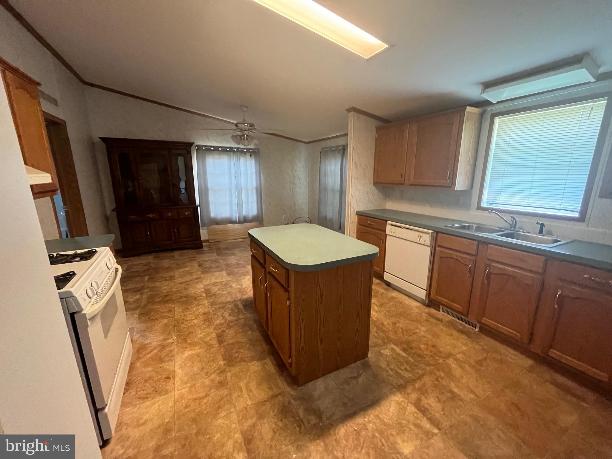 HEISTERS CREEK - Residential