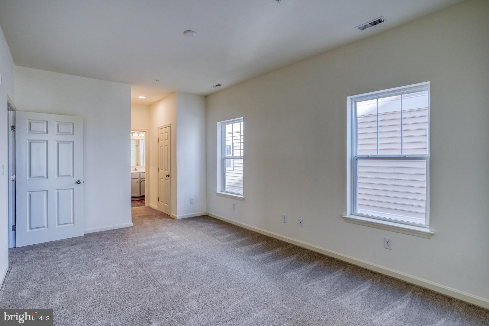 HEARTHSTONE MANOR - Residential