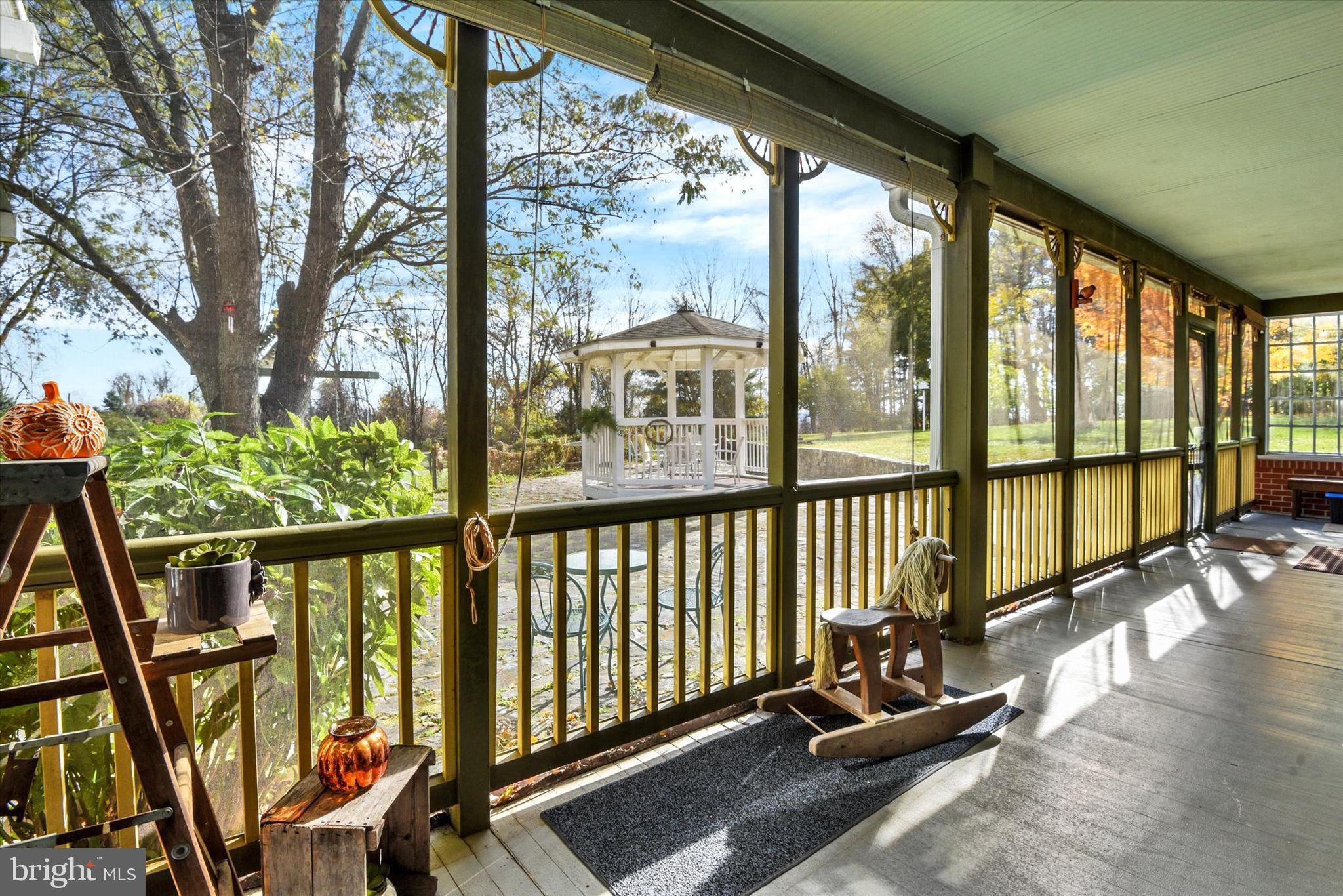 CLIFTON VIEW - Residential