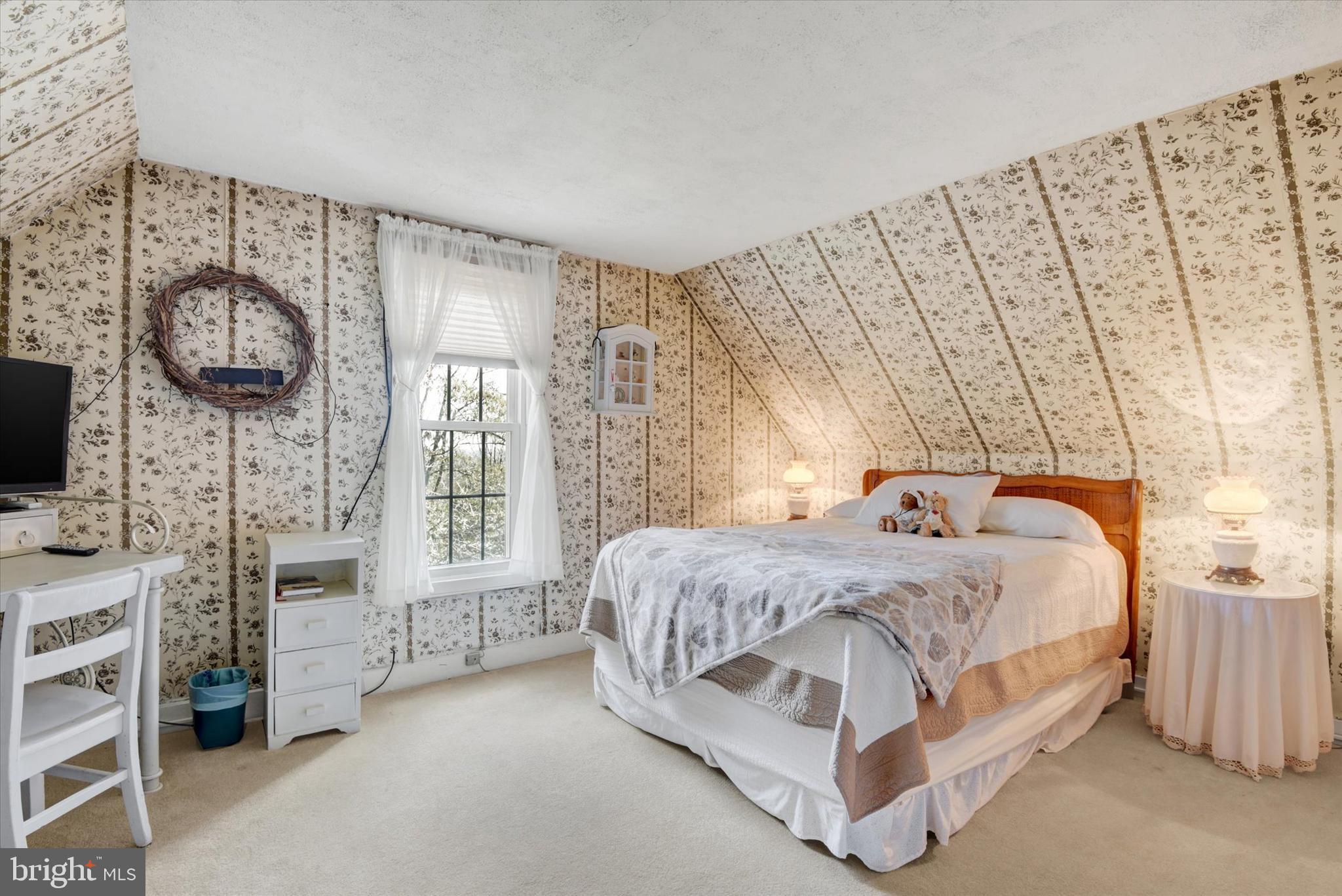 CLIFTON VIEW - Residential