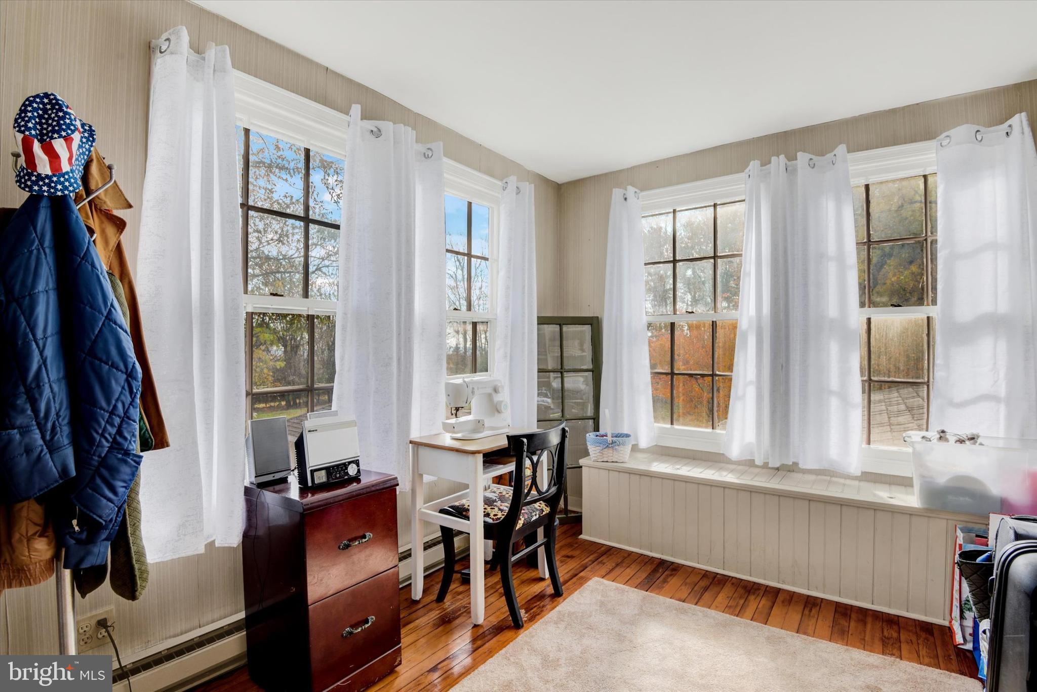 CLIFTON VIEW - Residential