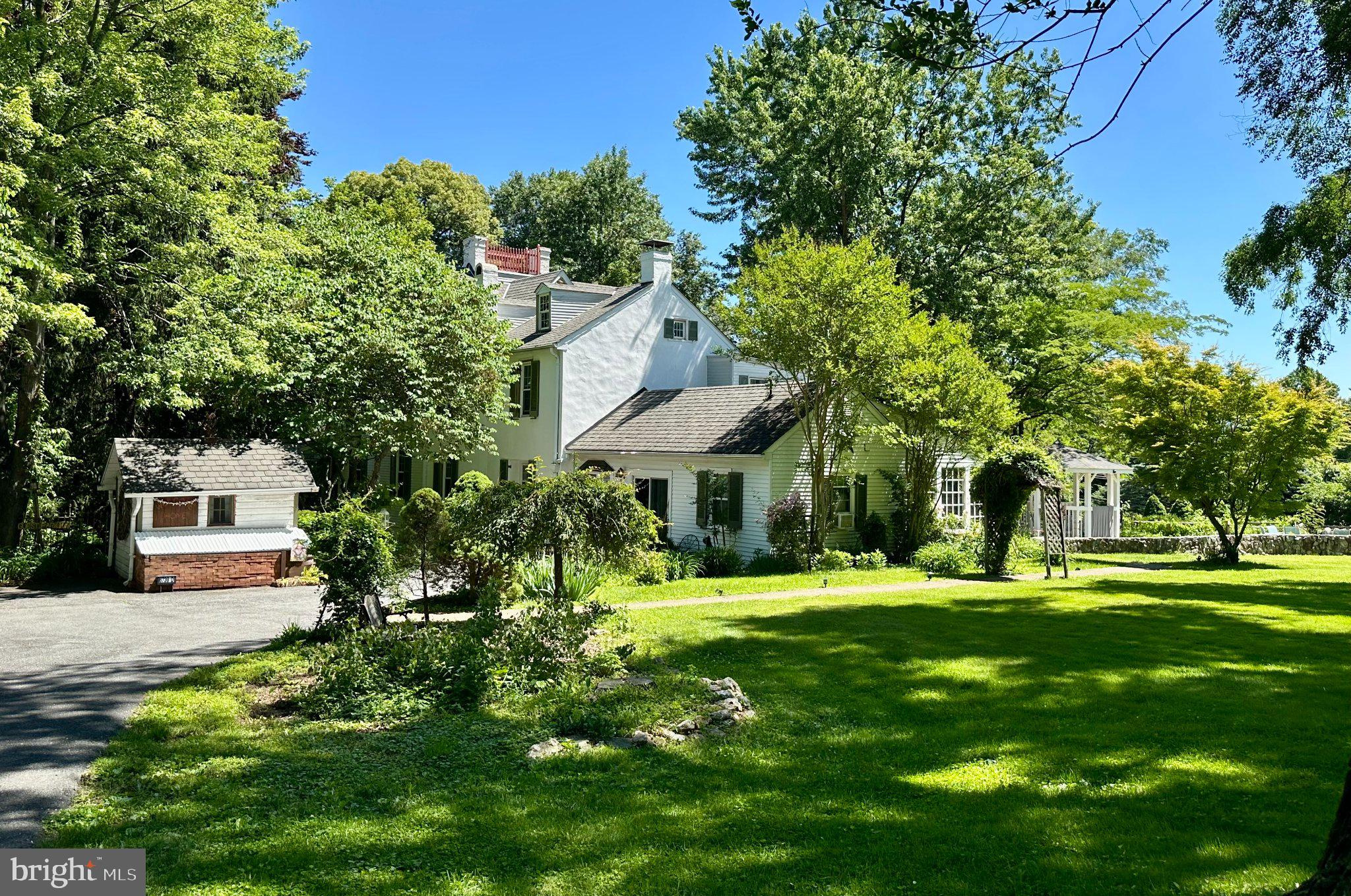CLIFTON VIEW - Residential