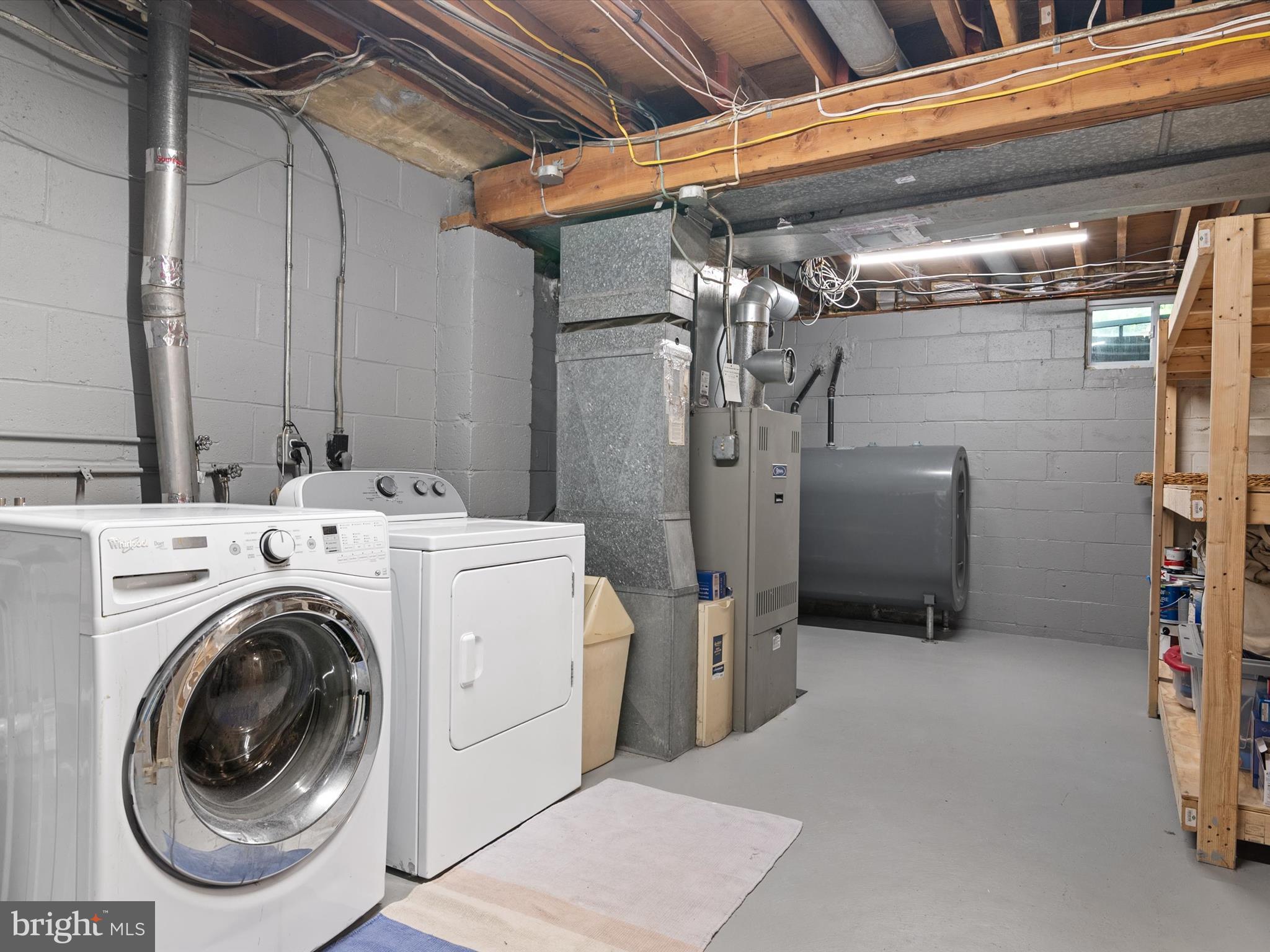 LAKE FOREST - Residential