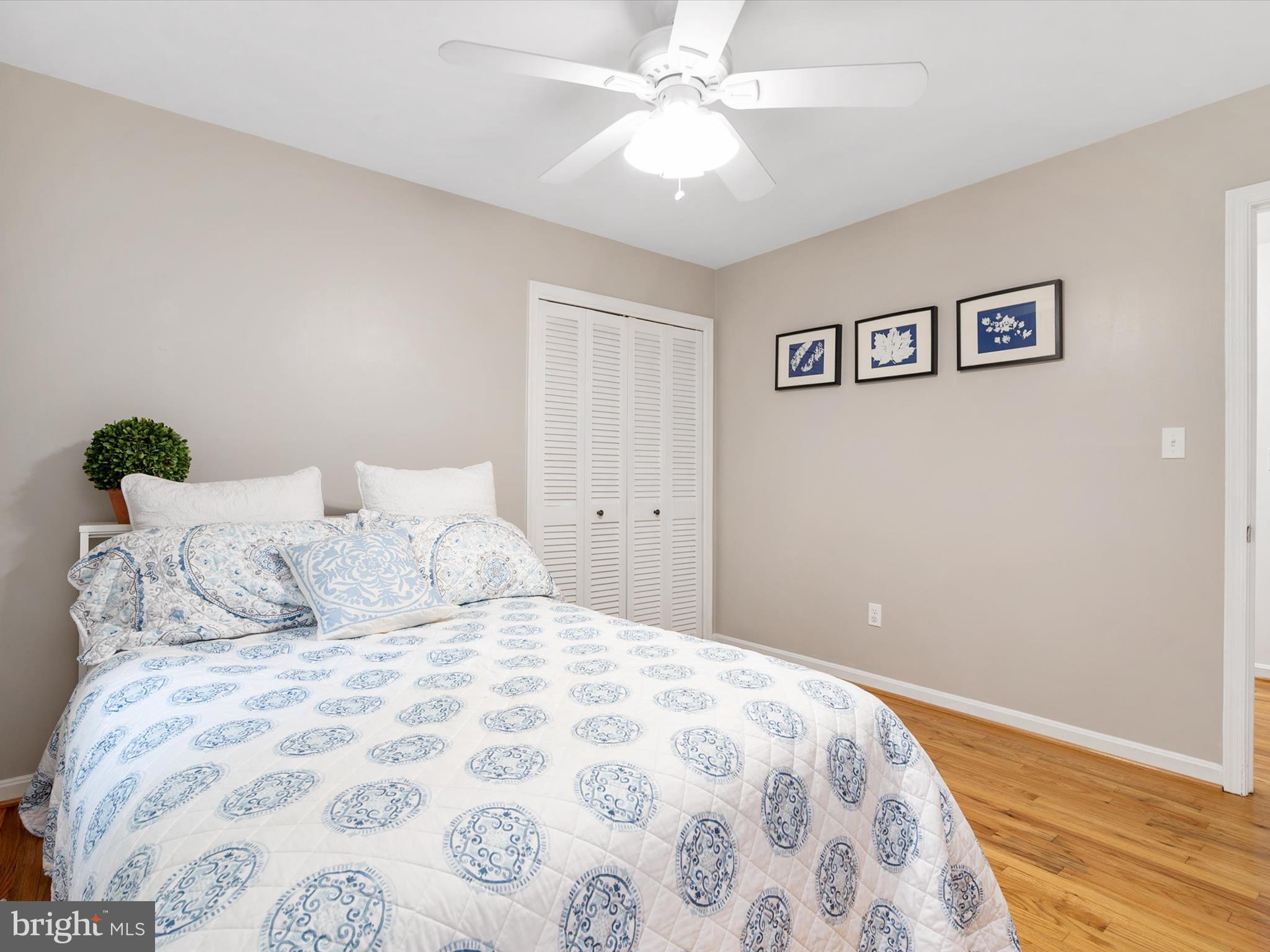 LAKE FOREST - Residential