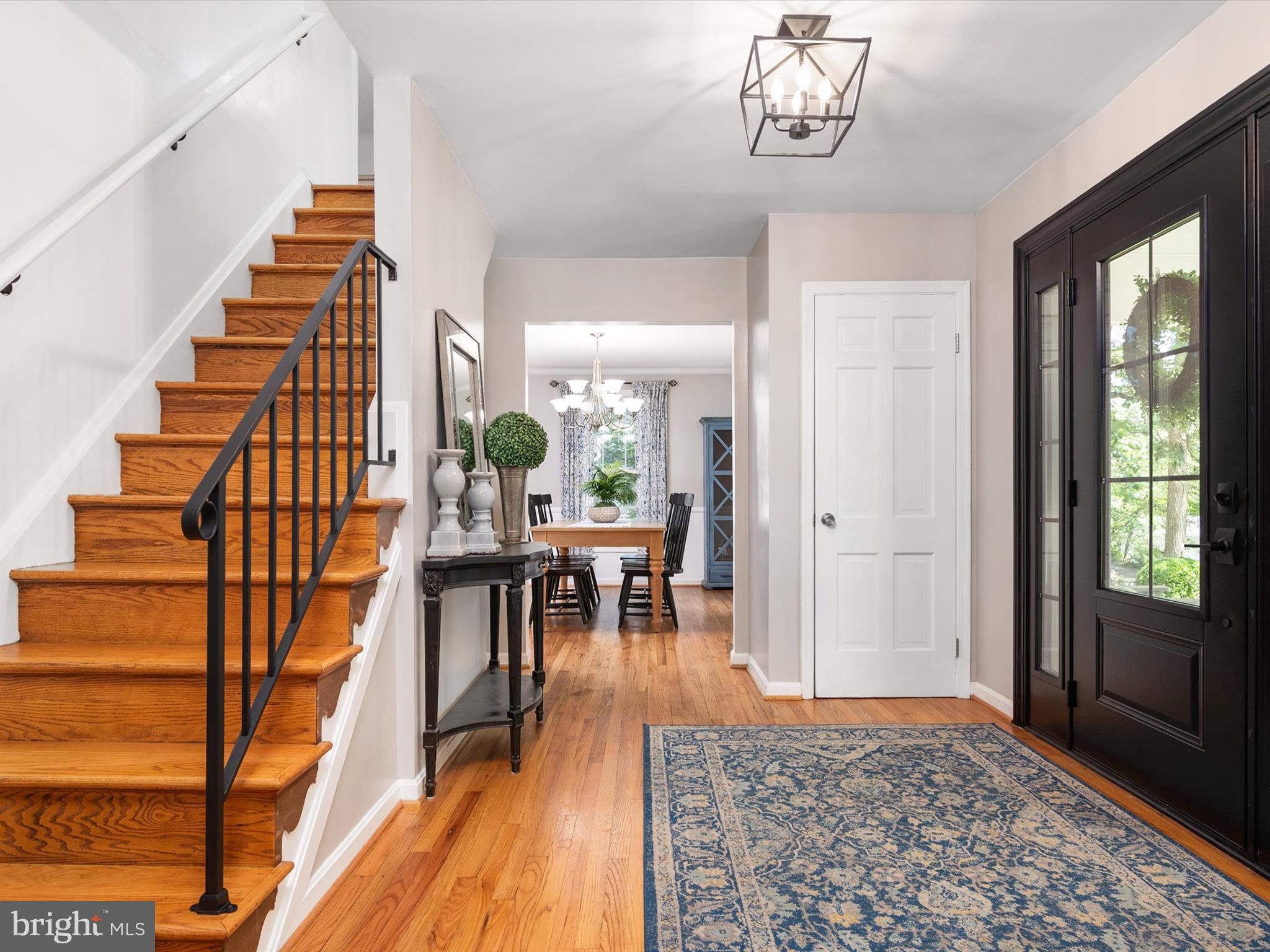 LAKE FOREST - Residential