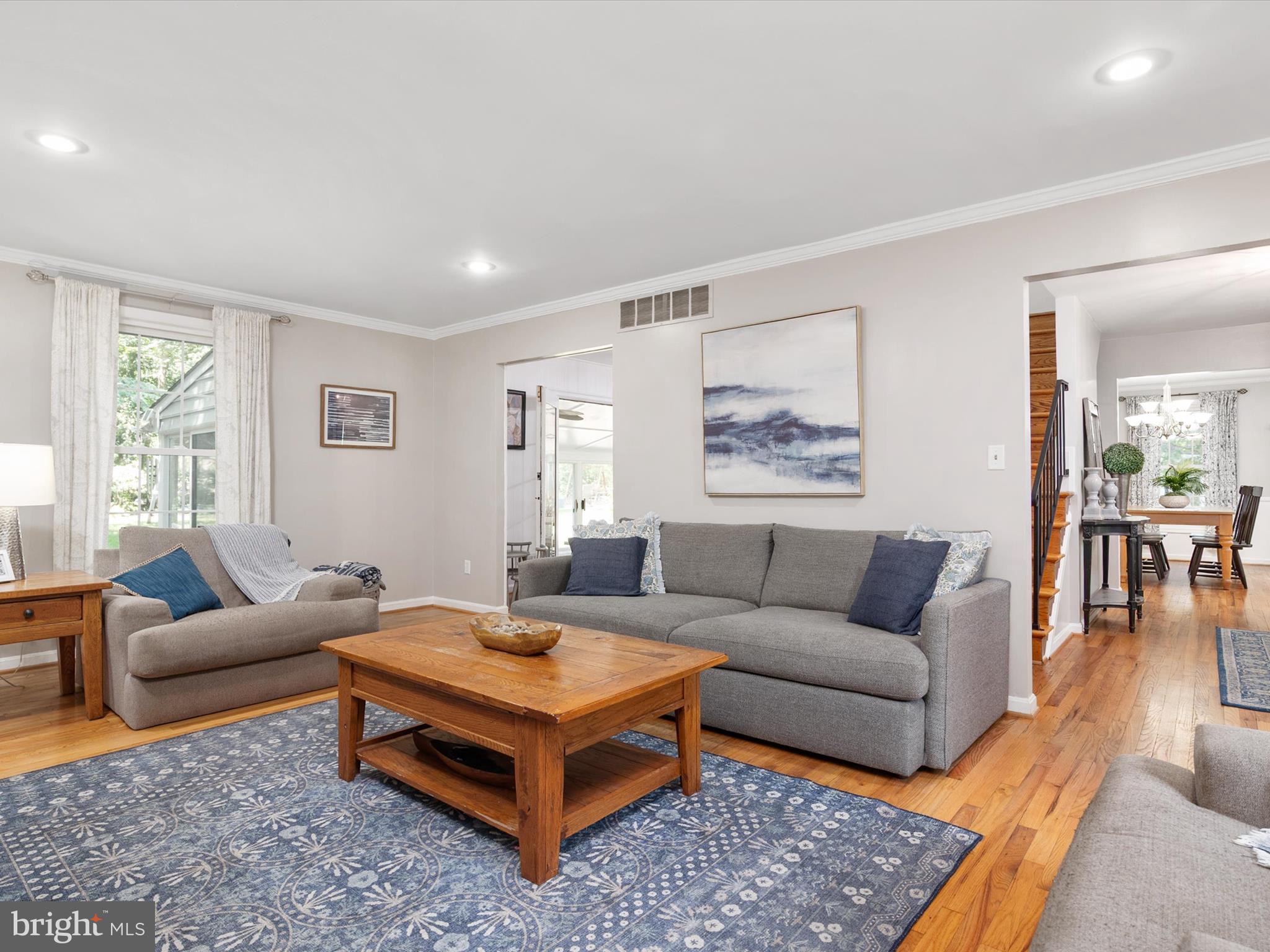 LAKE FOREST - Residential