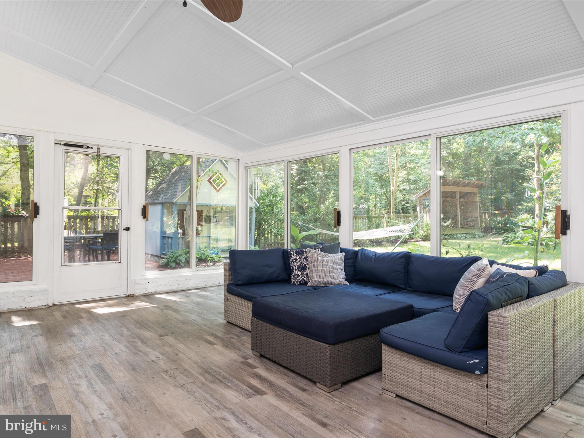 LAKE FOREST - Residential