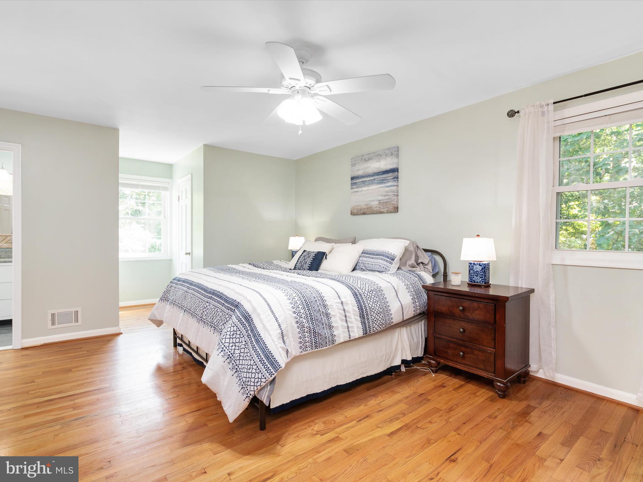 LAKE FOREST - Residential