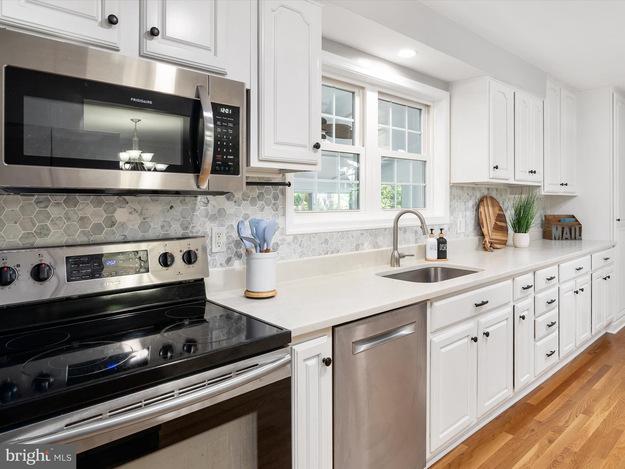 LAKE FOREST - Residential