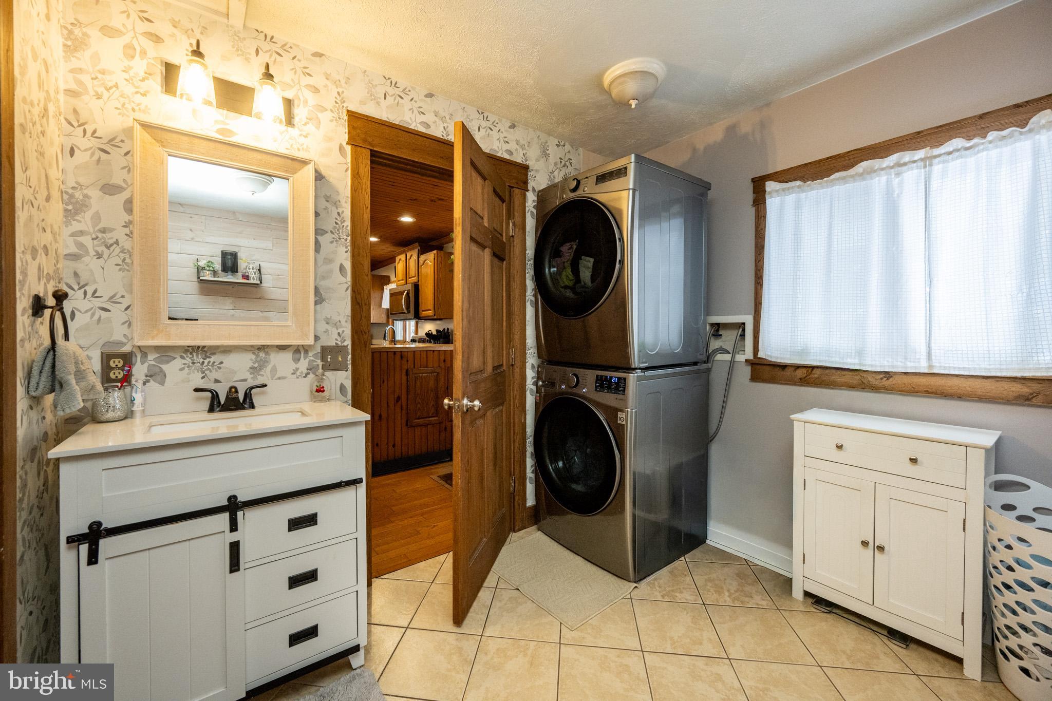 GRANTSVILLE - Residential