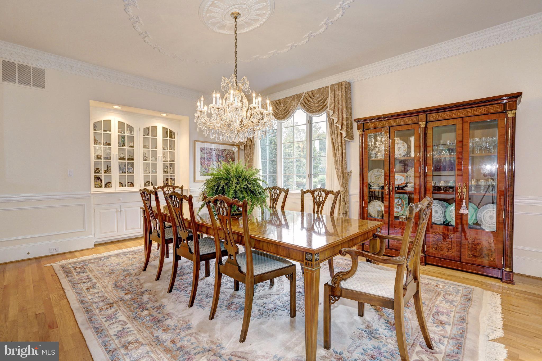 POTOMAC OUTSIDE - Residential