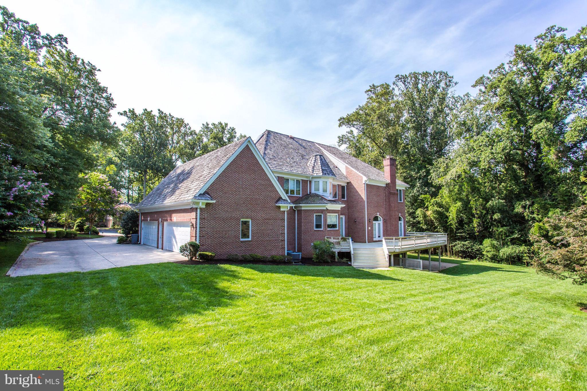 POTOMAC OUTSIDE - Residential