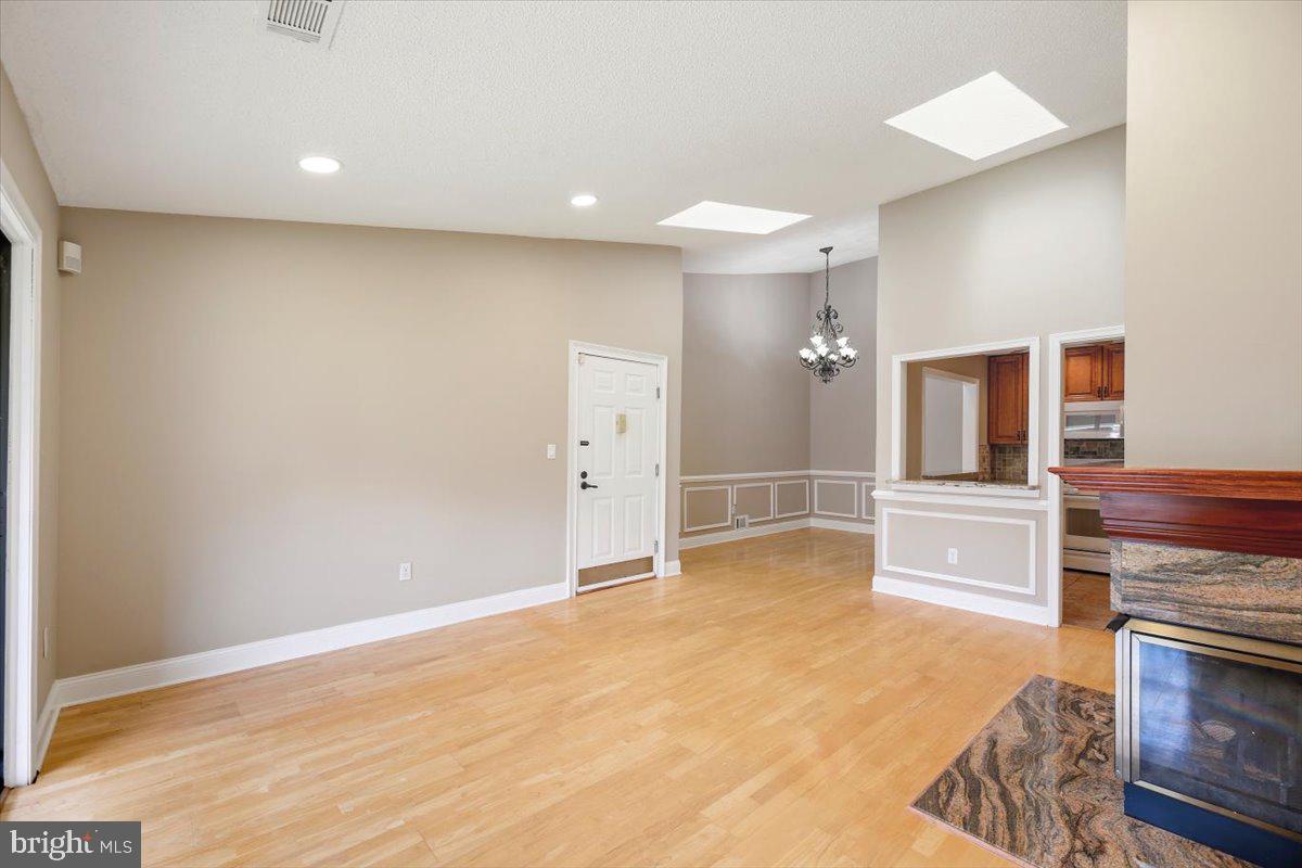47 MENDREY COURT