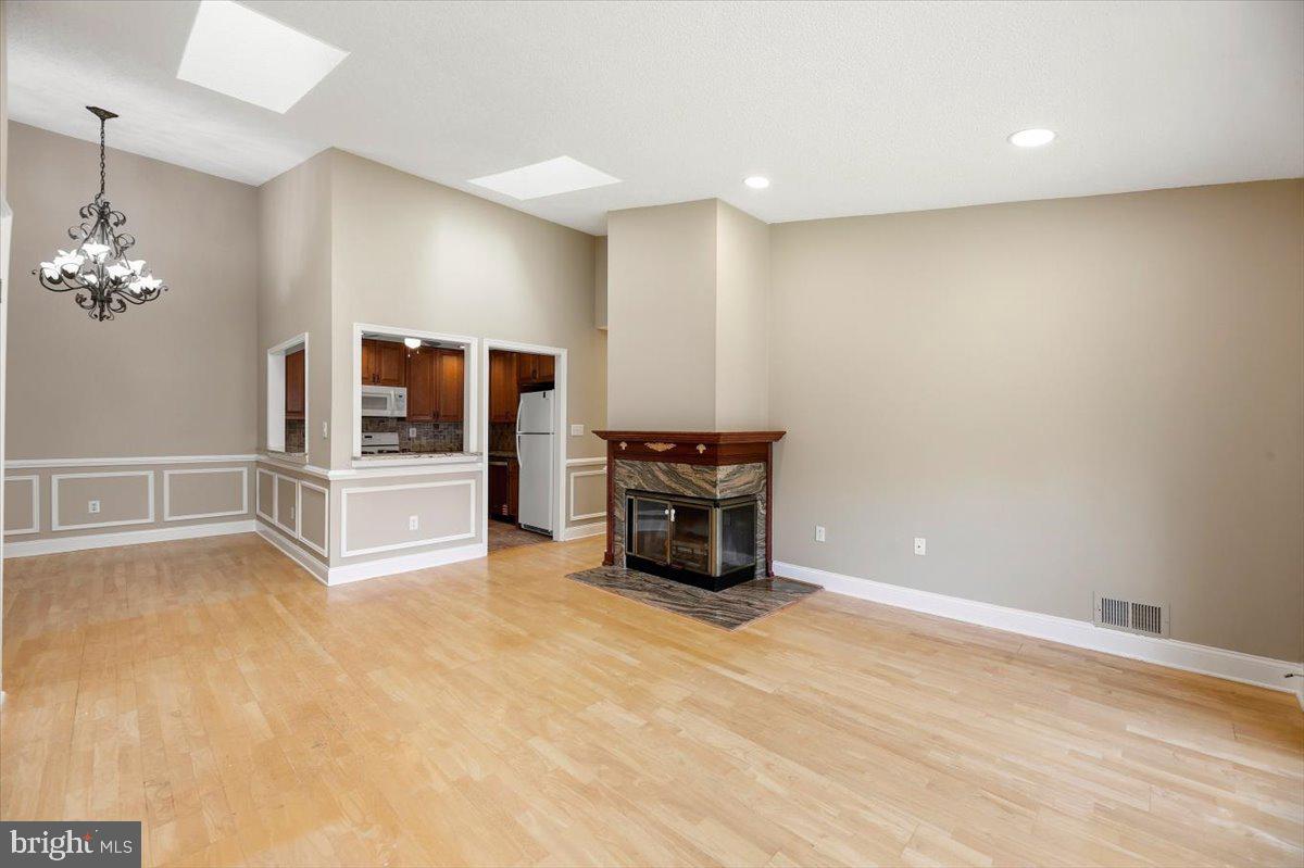47 MENDREY COURT