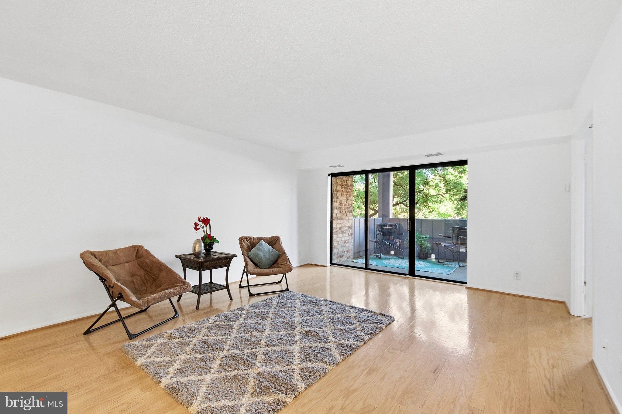 5902 MOUNT EAGLE DRIVE 209