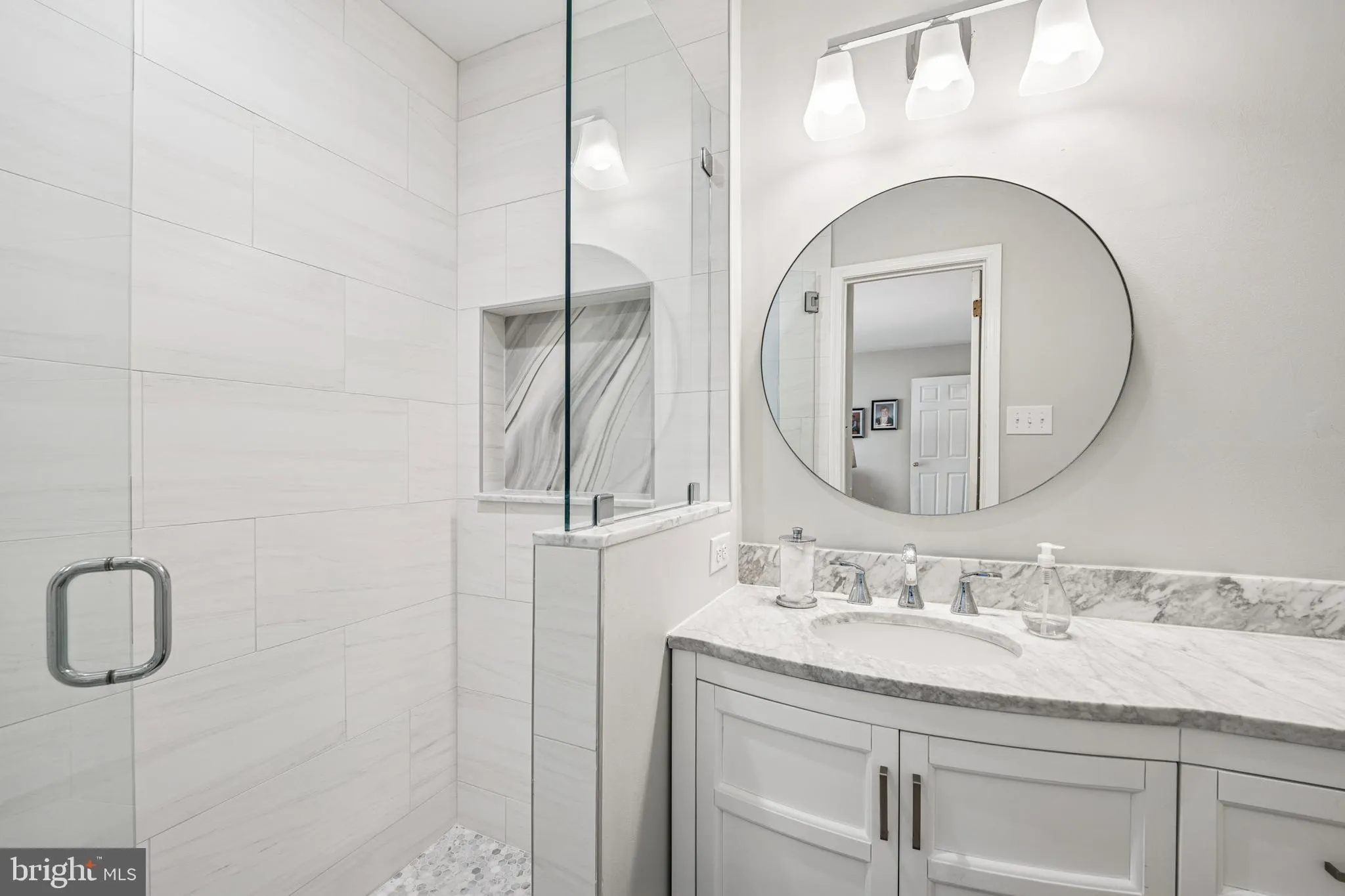 Chesterbrook, Pennsylvania 19087, United States, 4 Bedrooms Bedrooms, ,2 BathroomsBathrooms,Residential,Pending,103234