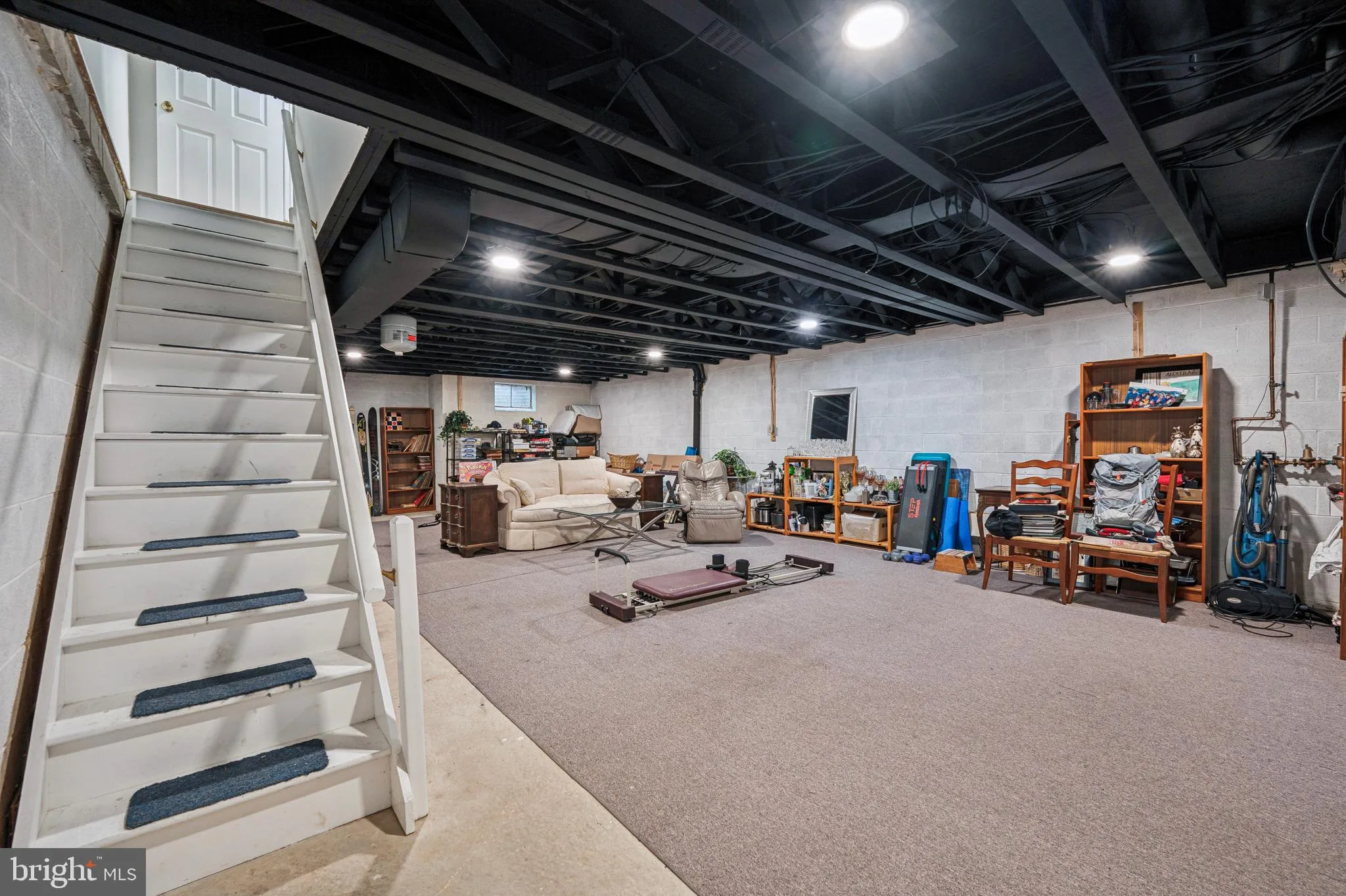 Chesterbrook, Pennsylvania 19087, United States, 4 Bedrooms Bedrooms, ,2 BathroomsBathrooms,Residential,Pending,103234