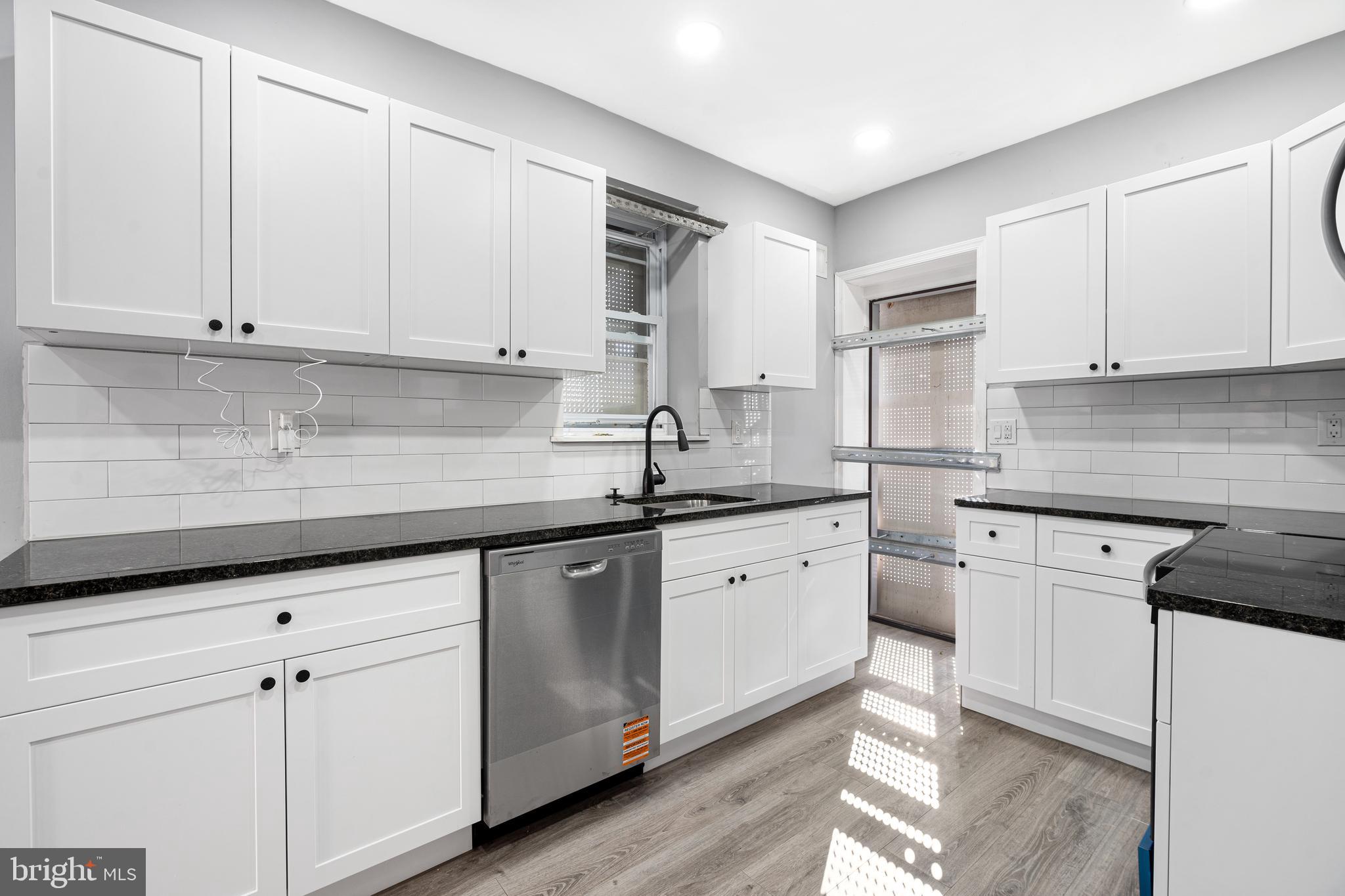 STRAWBERRY MANSION - Residential