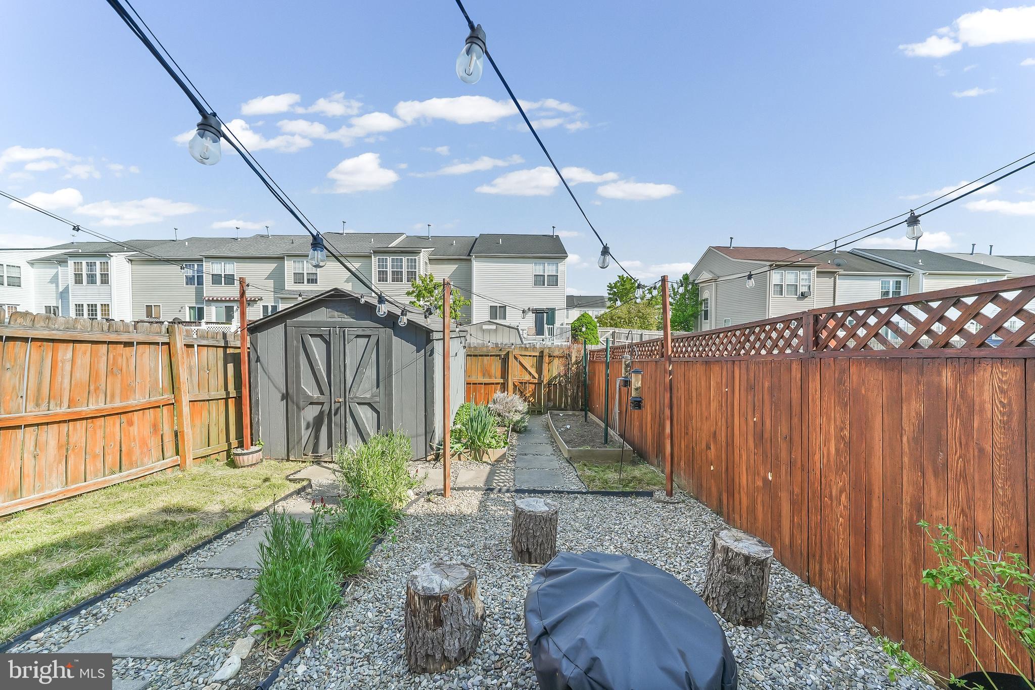 RIVER WALK - Residential