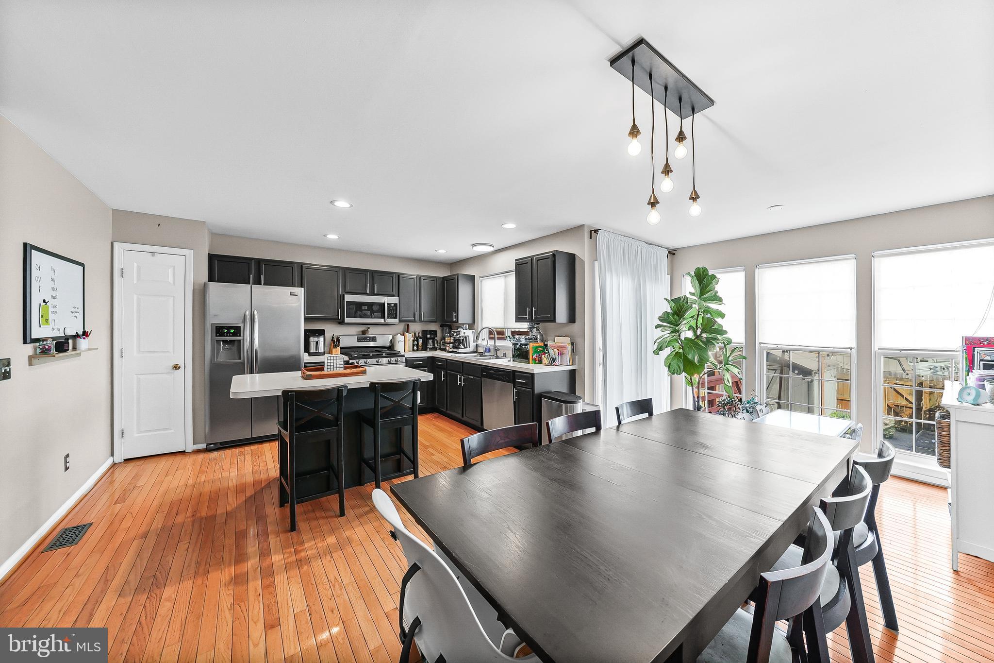 RIVER WALK - Residential