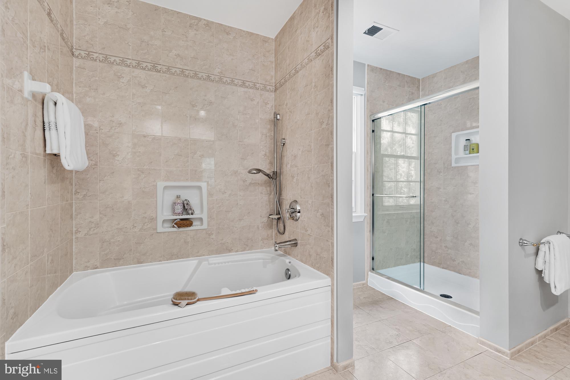 BRADLEY HILLS - Residential