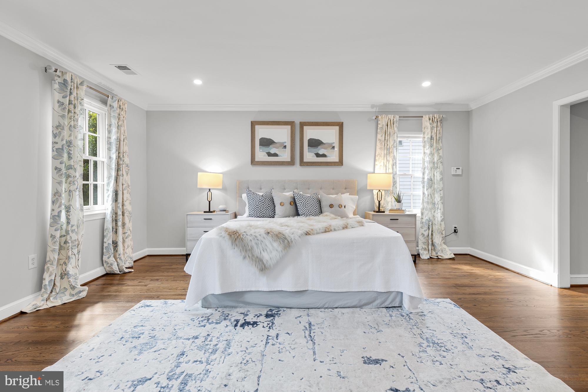 BRADLEY HILLS - Residential