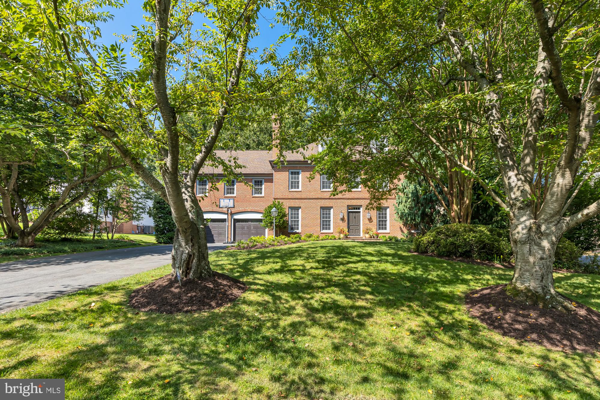 BRADLEY HILLS - Residential