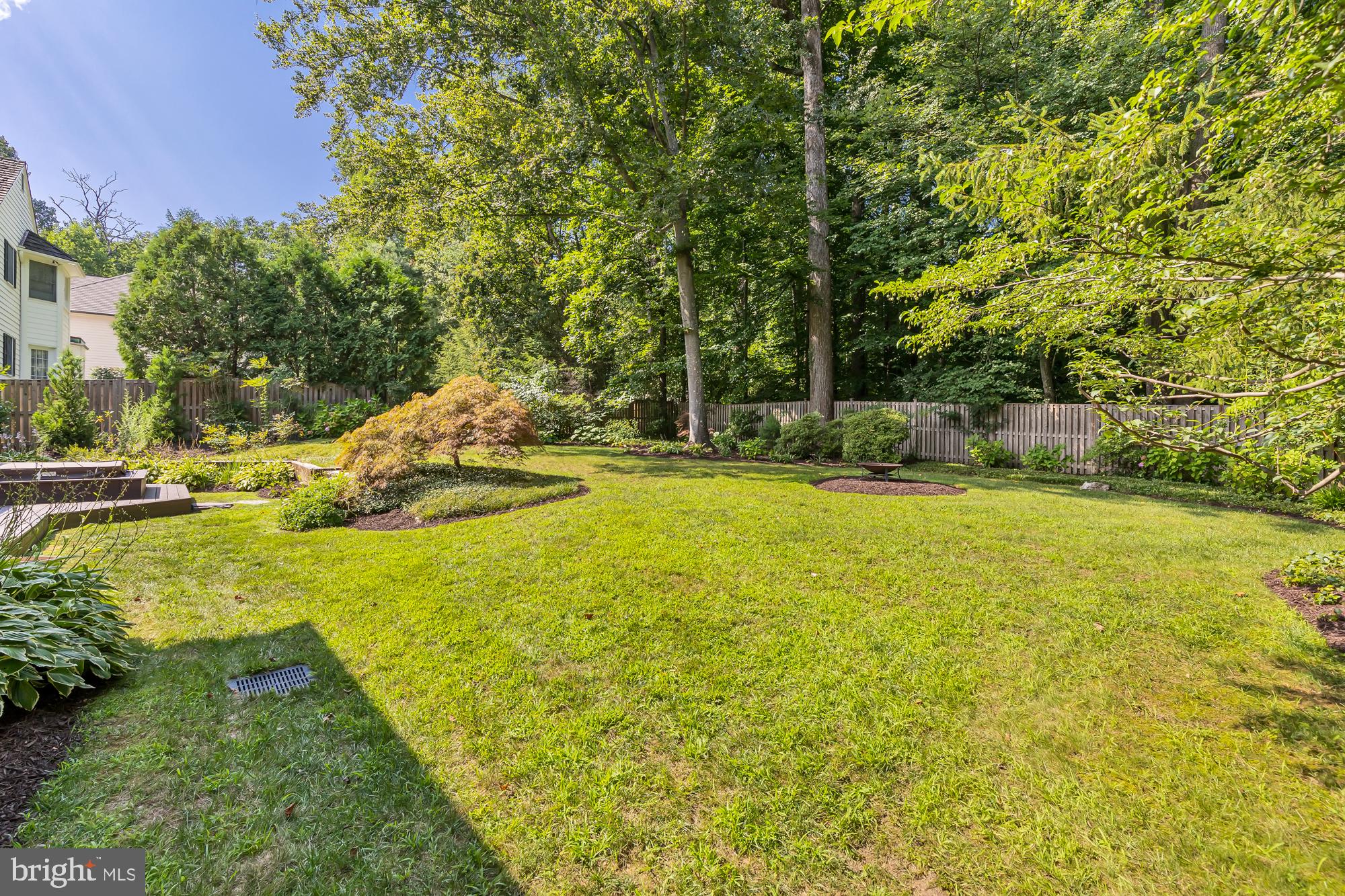 BRADLEY HILLS - Residential