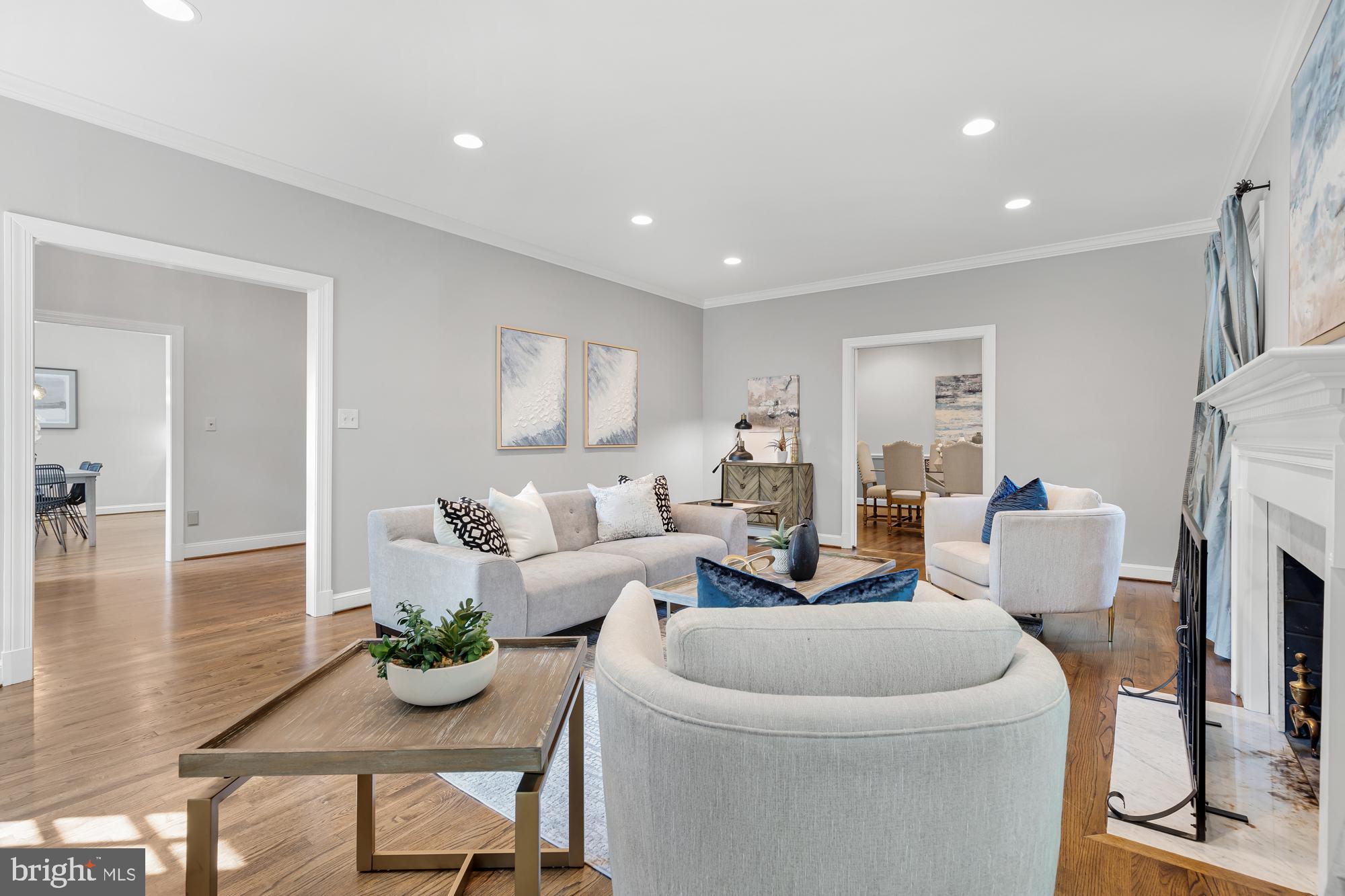 BRADLEY HILLS - Residential