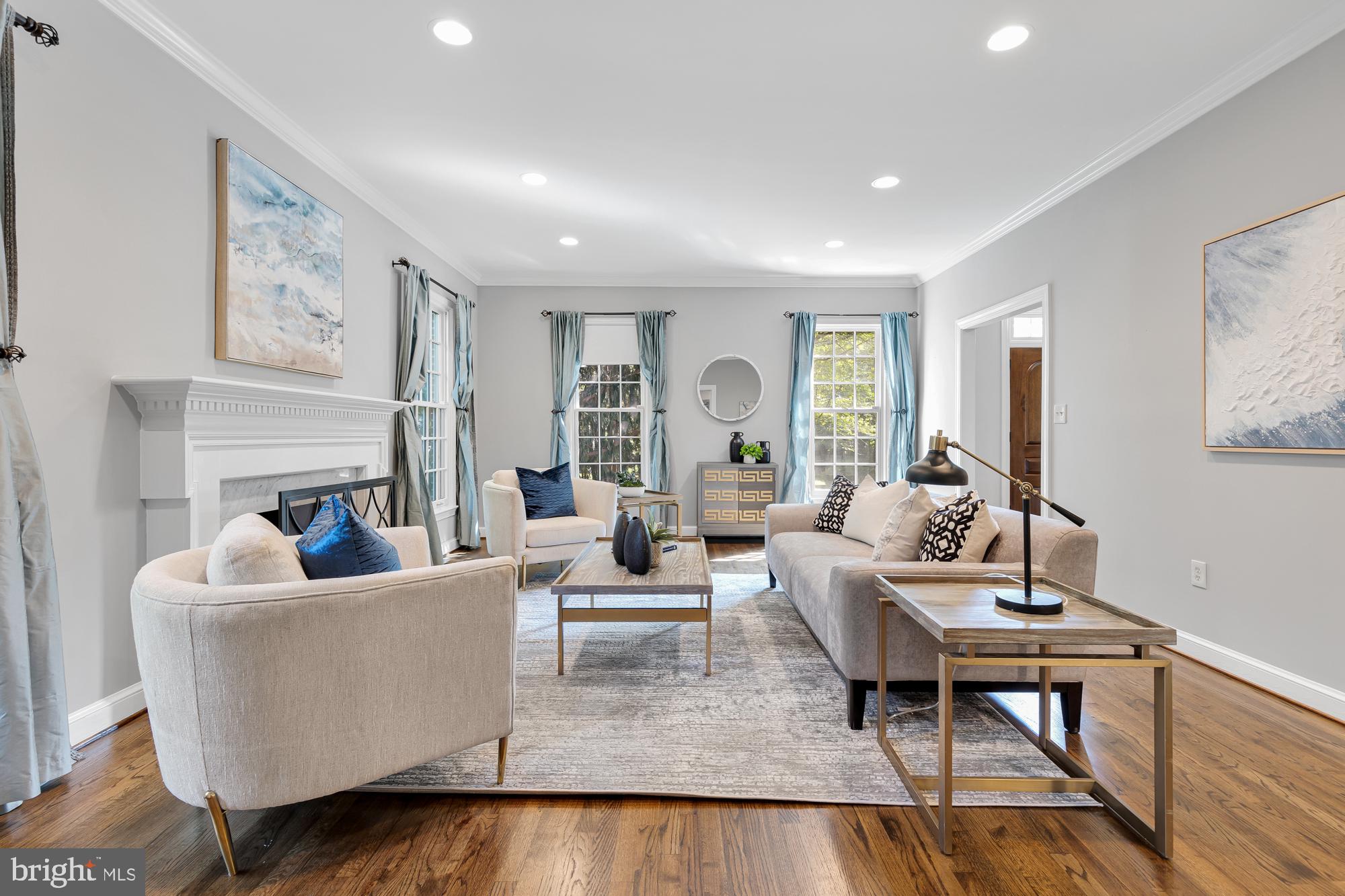 BRADLEY HILLS - Residential