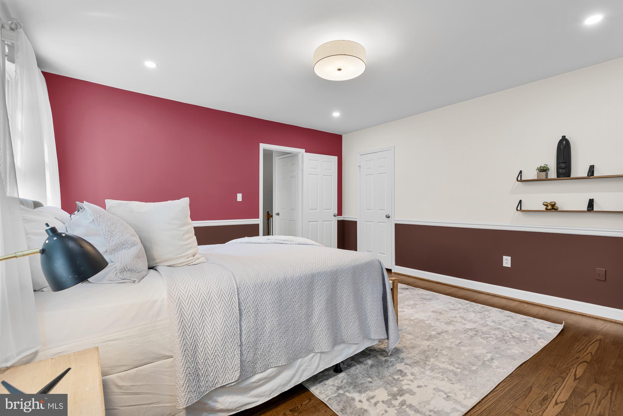 BRADLEY HILLS - Residential