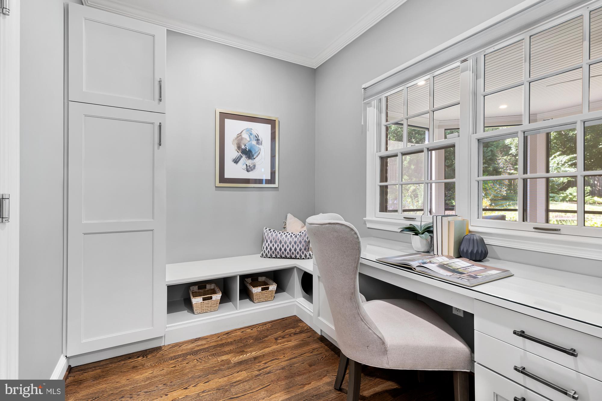 BRADLEY HILLS - Residential