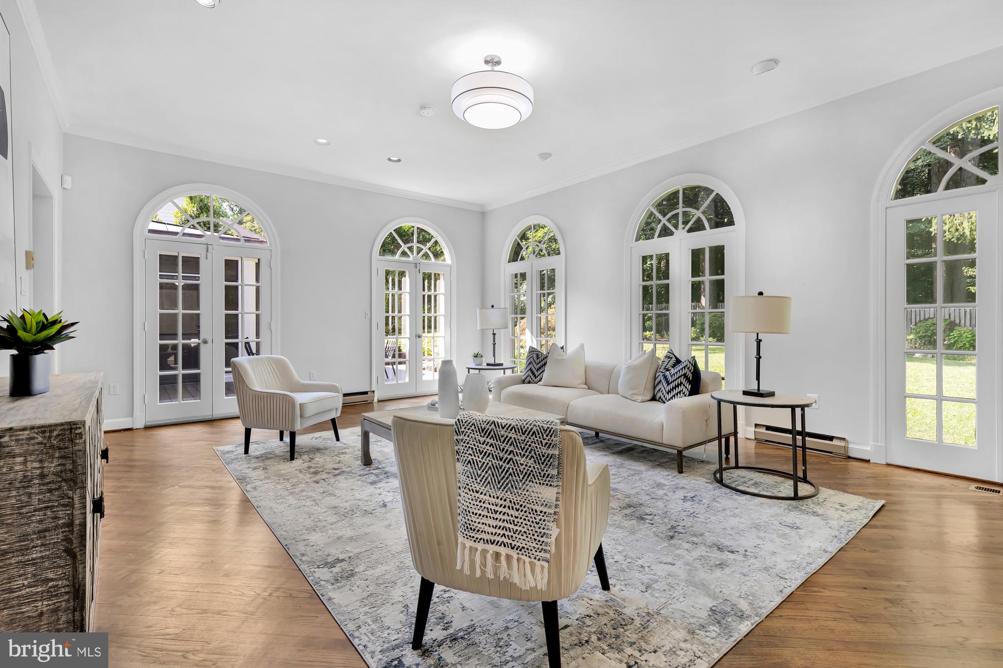 BRADLEY HILLS - Residential