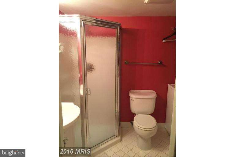 FAIRLINGTON VILLAGES - Residential Lease