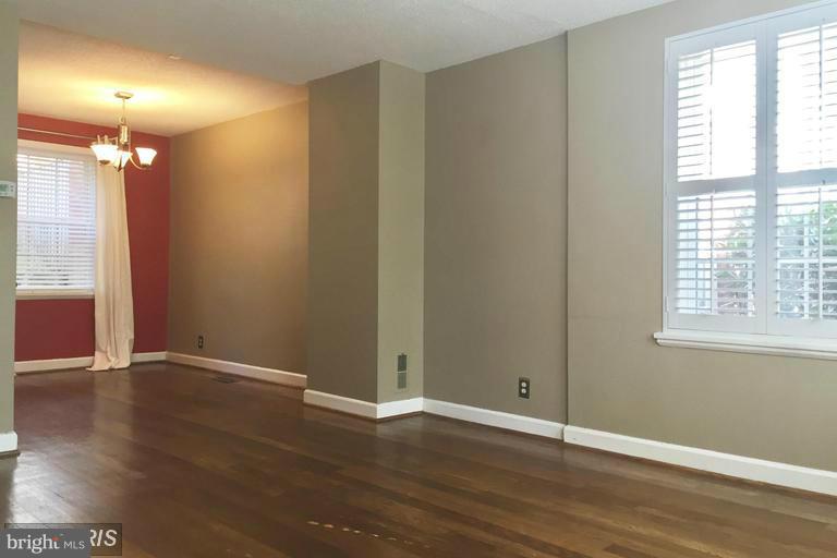 FAIRLINGTON VILLAGES - Residential Lease