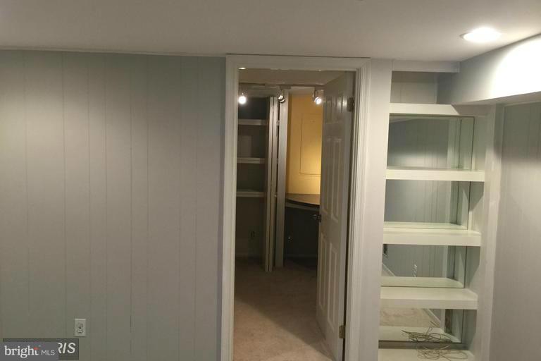 FAIRLINGTON VILLAGES - Residential Lease