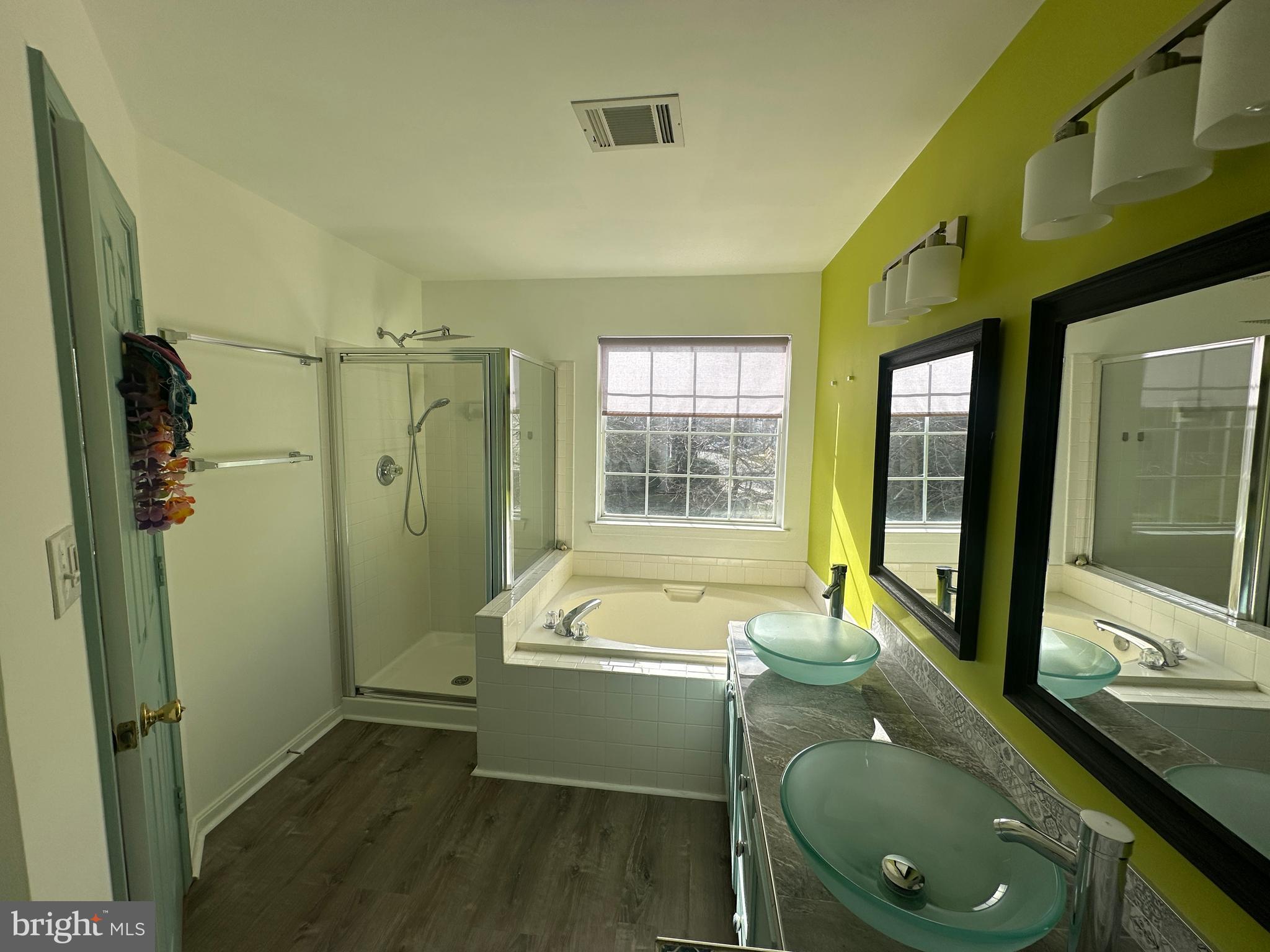 GREAT FALLS CHASE - Residential