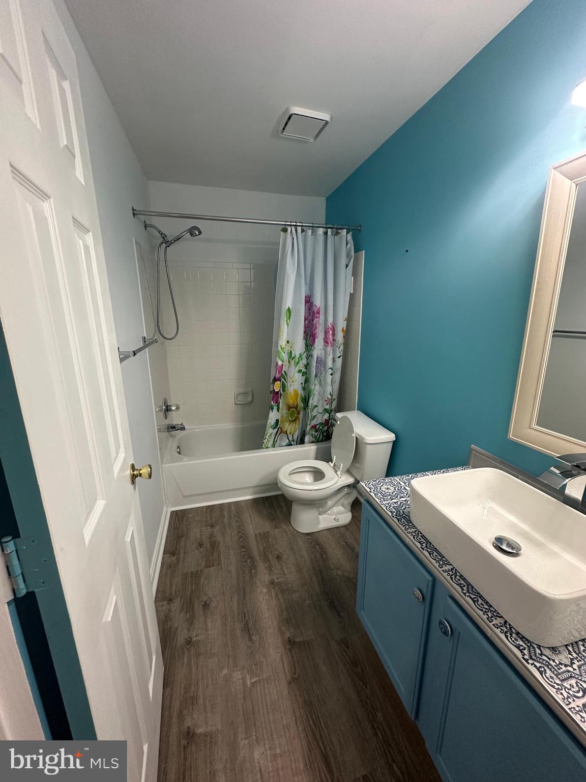 GREAT FALLS CHASE - Residential