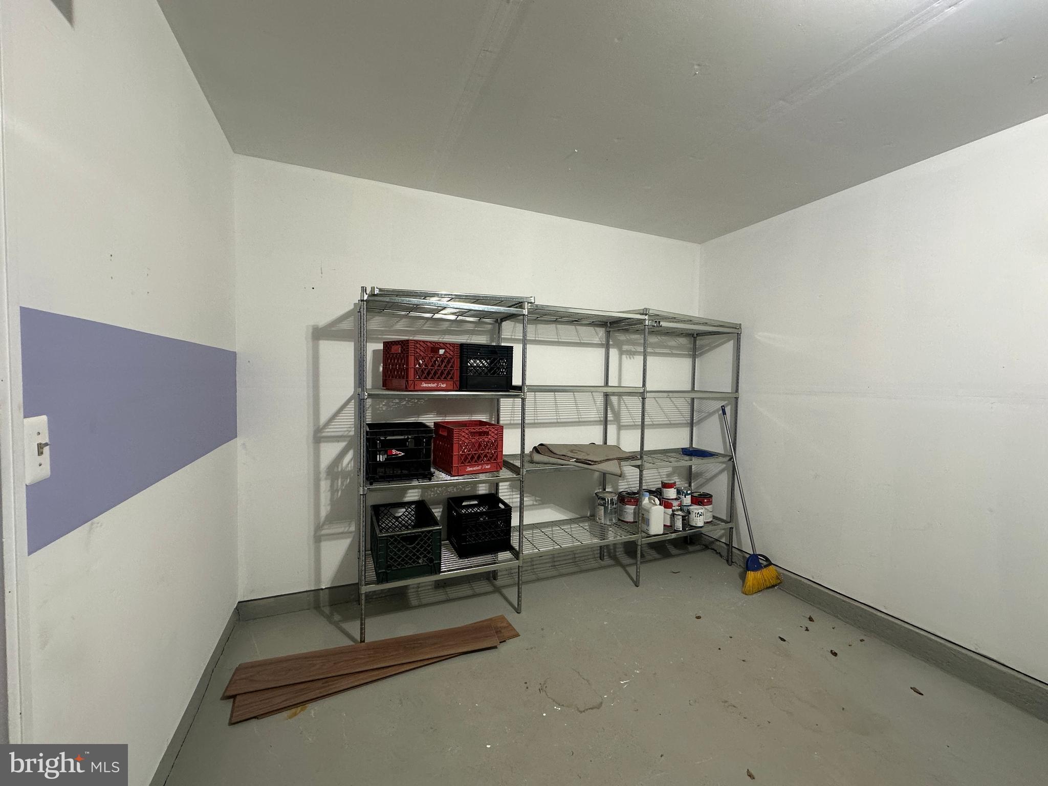 GREAT FALLS CHASE - Residential