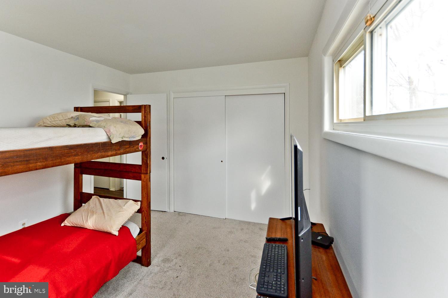 HOLLY SPRINGS - Residential