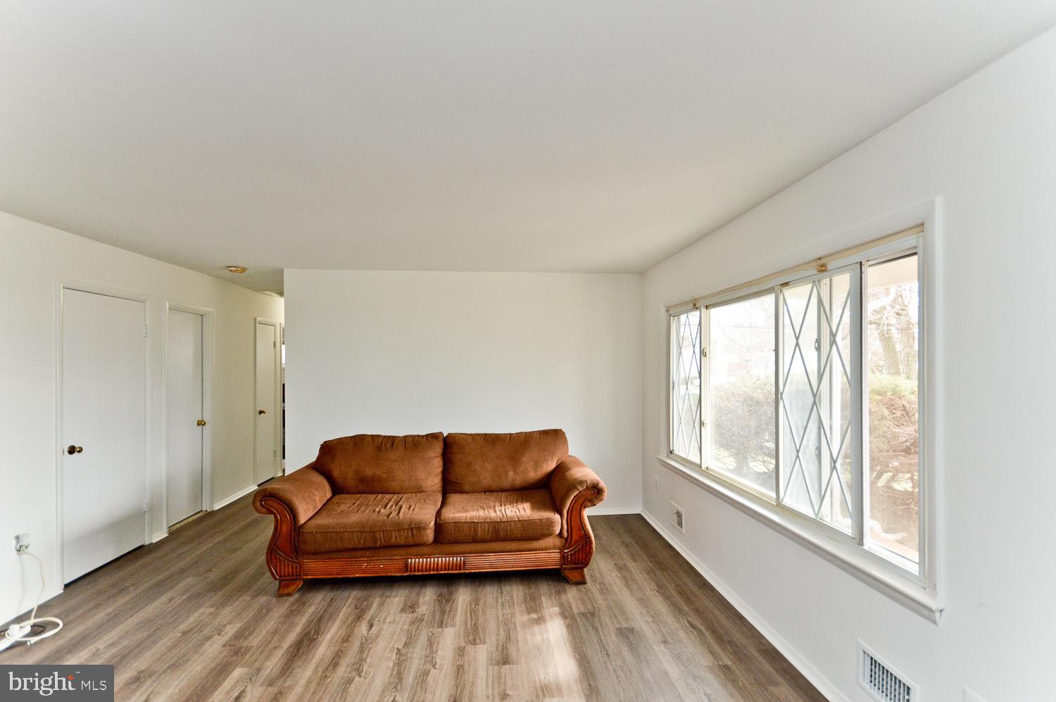 HOLLY SPRINGS - Residential