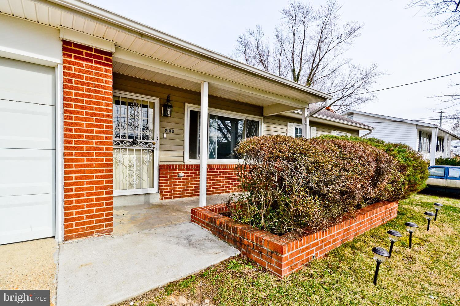 HOLLY SPRINGS - Residential