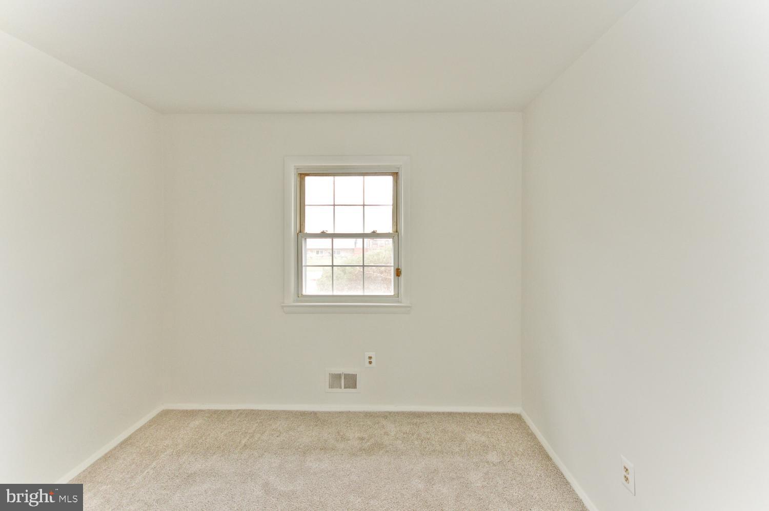 HOLLY SPRINGS - Residential