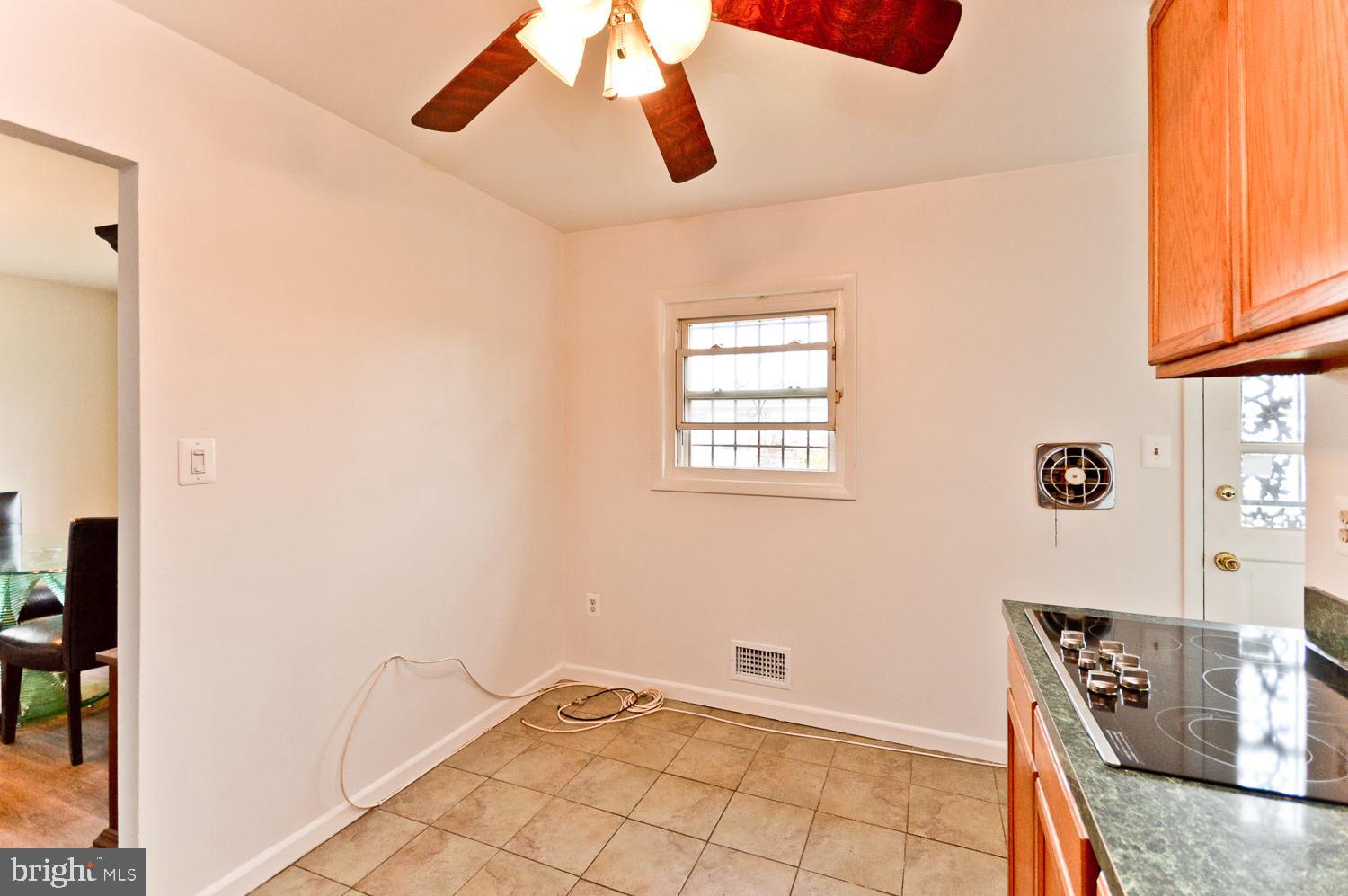 HOLLY SPRINGS - Residential