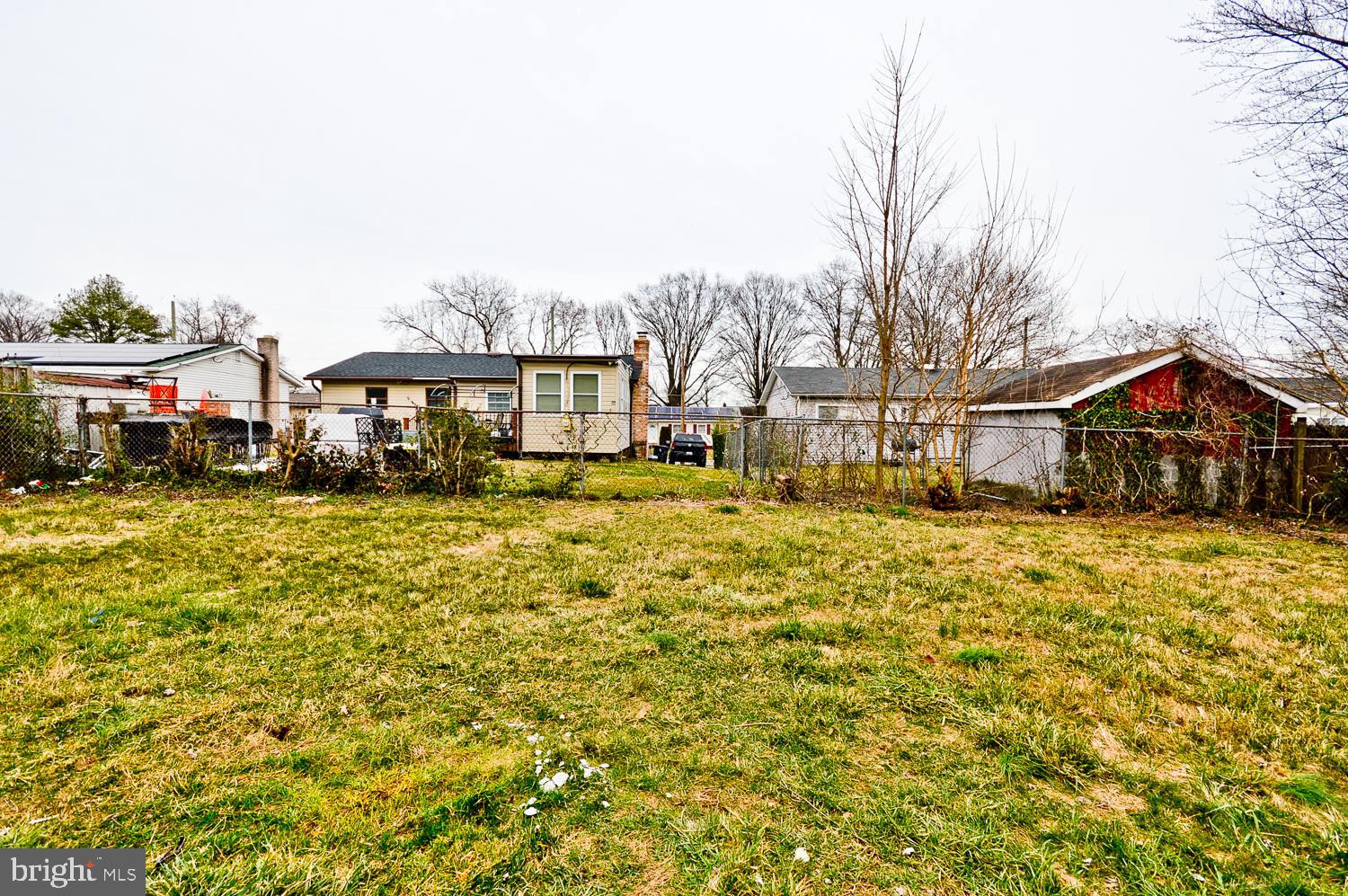 HOLLY SPRINGS - Residential