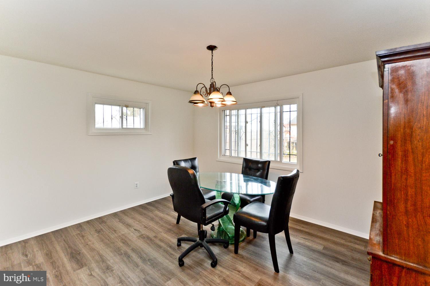 HOLLY SPRINGS - Residential