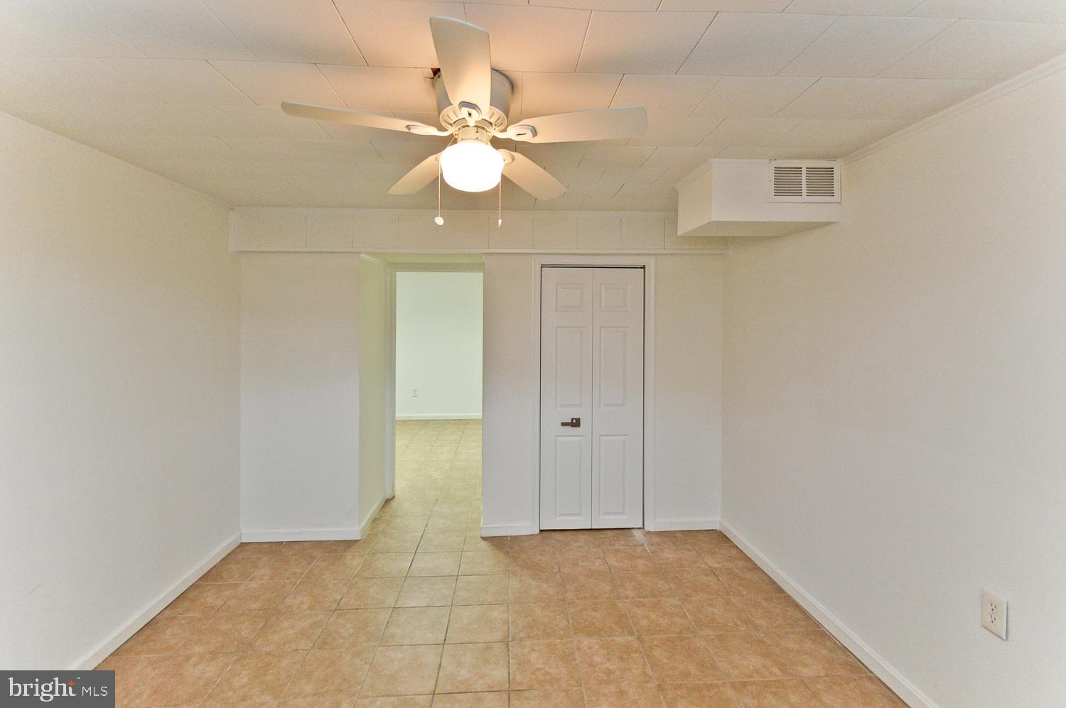 HOLLY SPRINGS - Residential