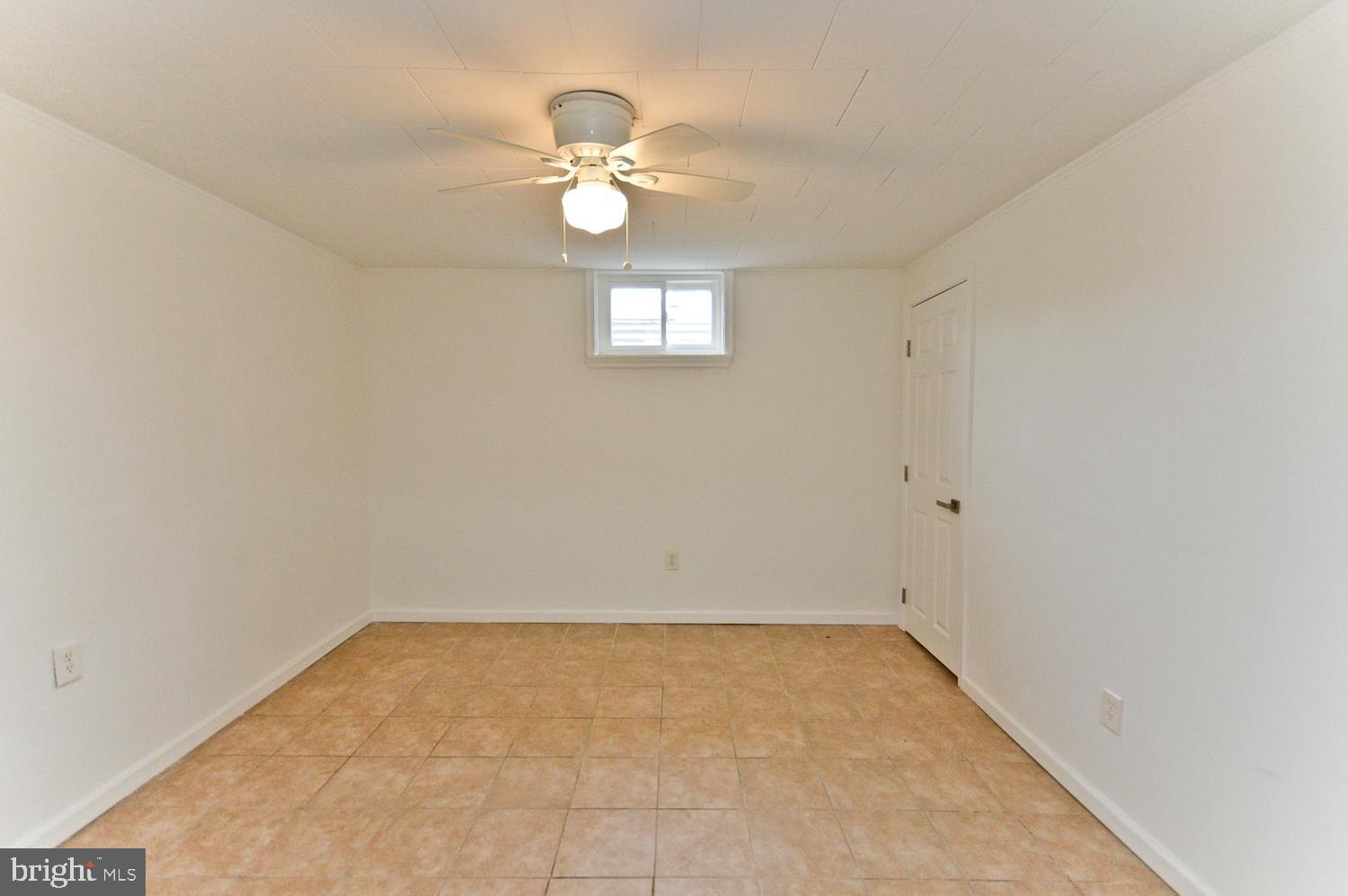 HOLLY SPRINGS - Residential