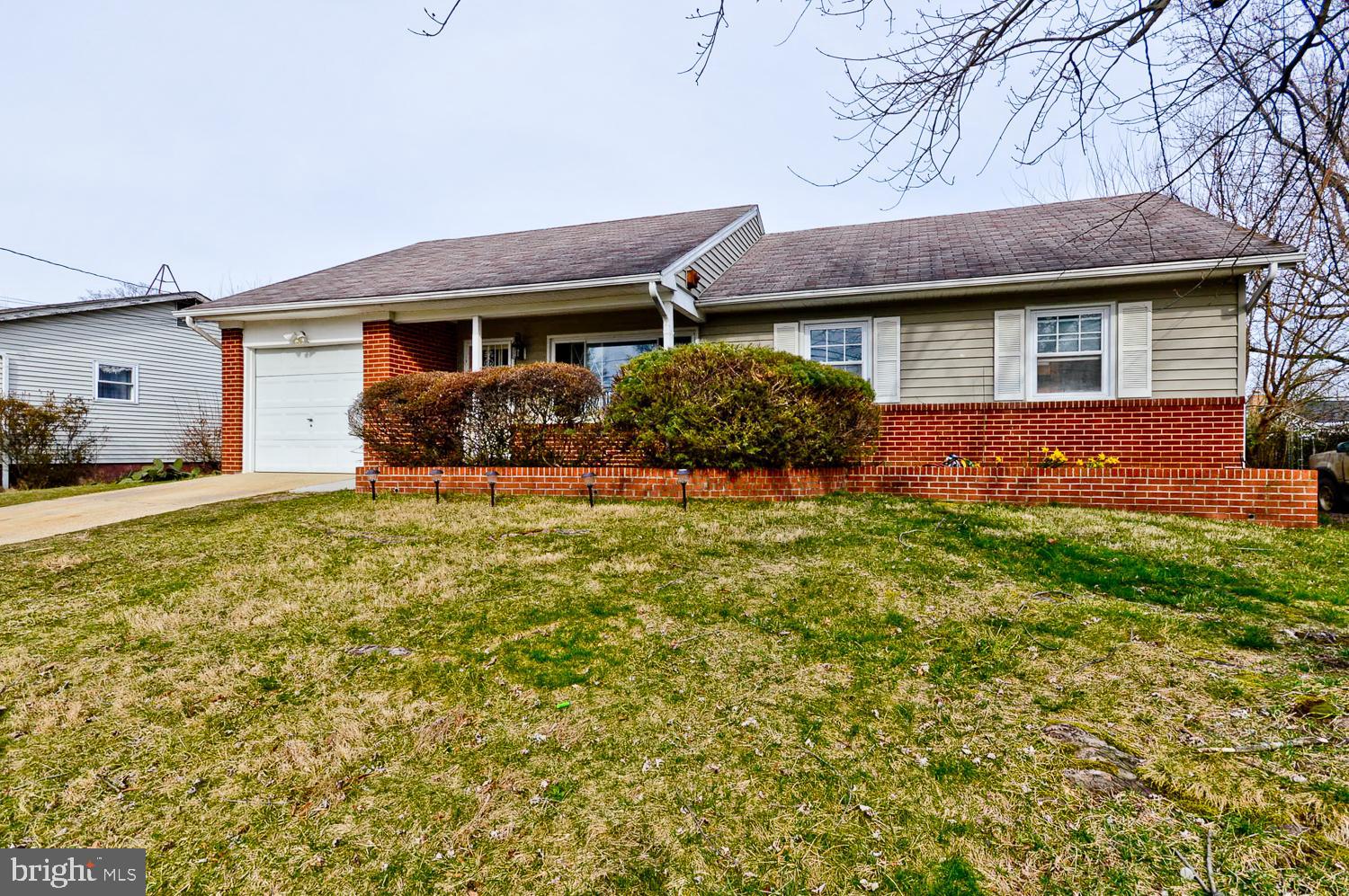 HOLLY SPRINGS - Residential