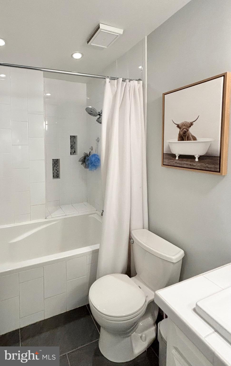 FALLS CHURCH PARK - Residential Lease